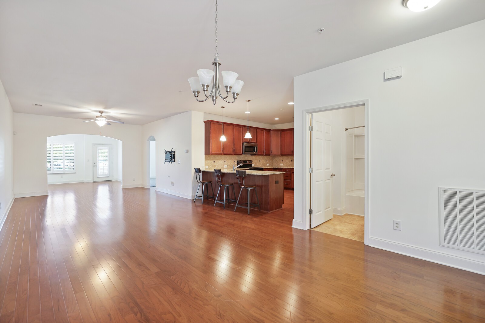 304 Thesing Ct