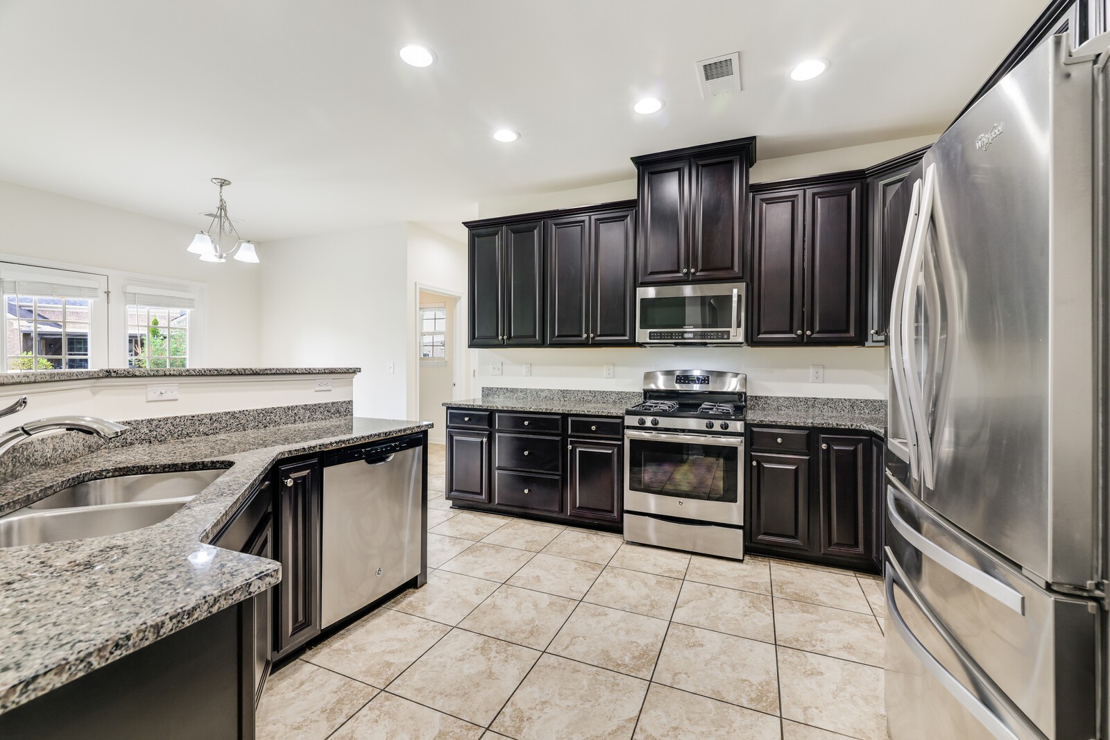 104 Jasmond Ct