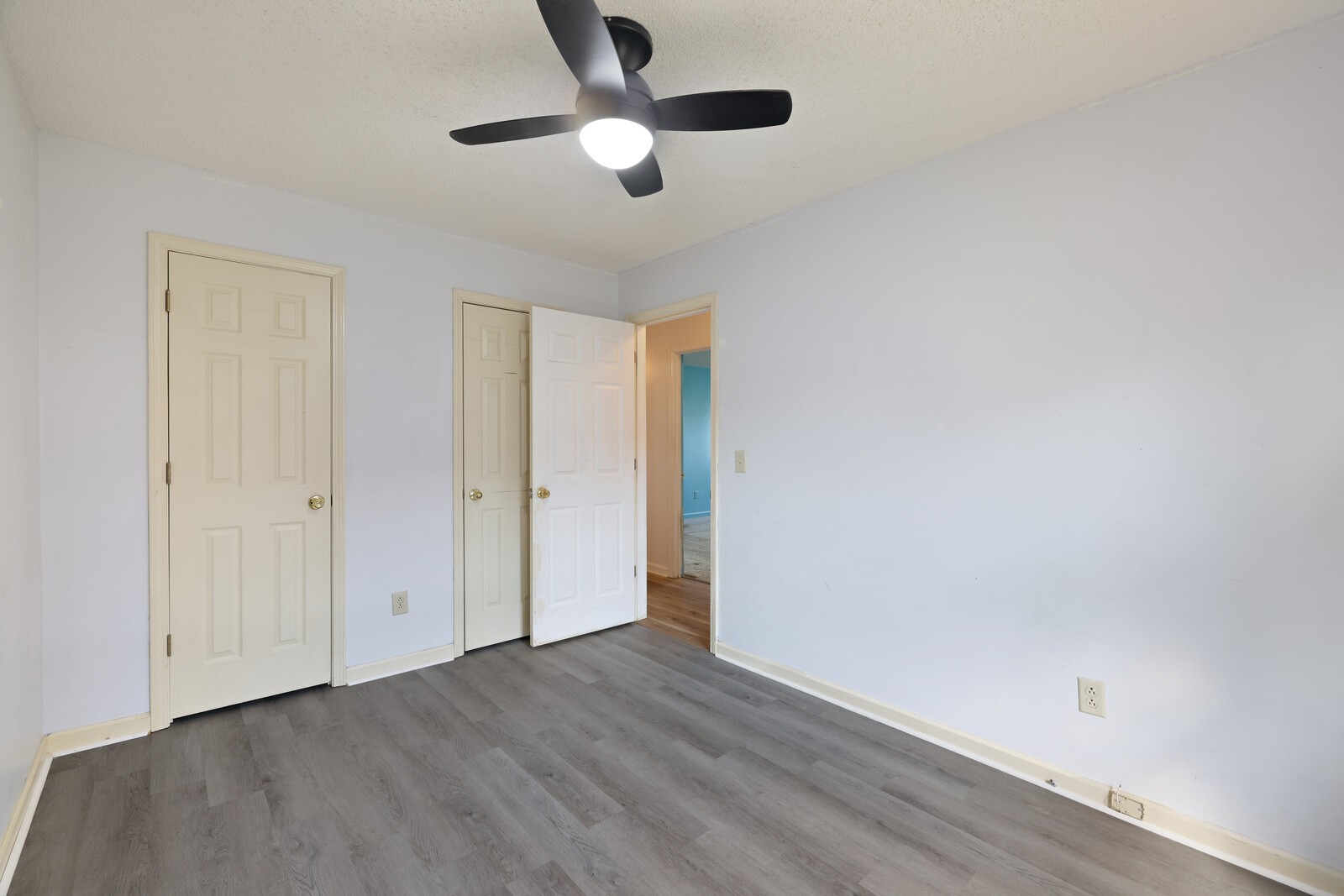 1621 Lillian Cir