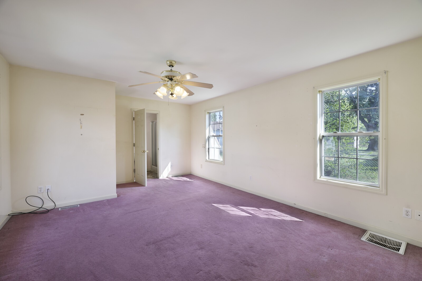 1621 Lillian Cir