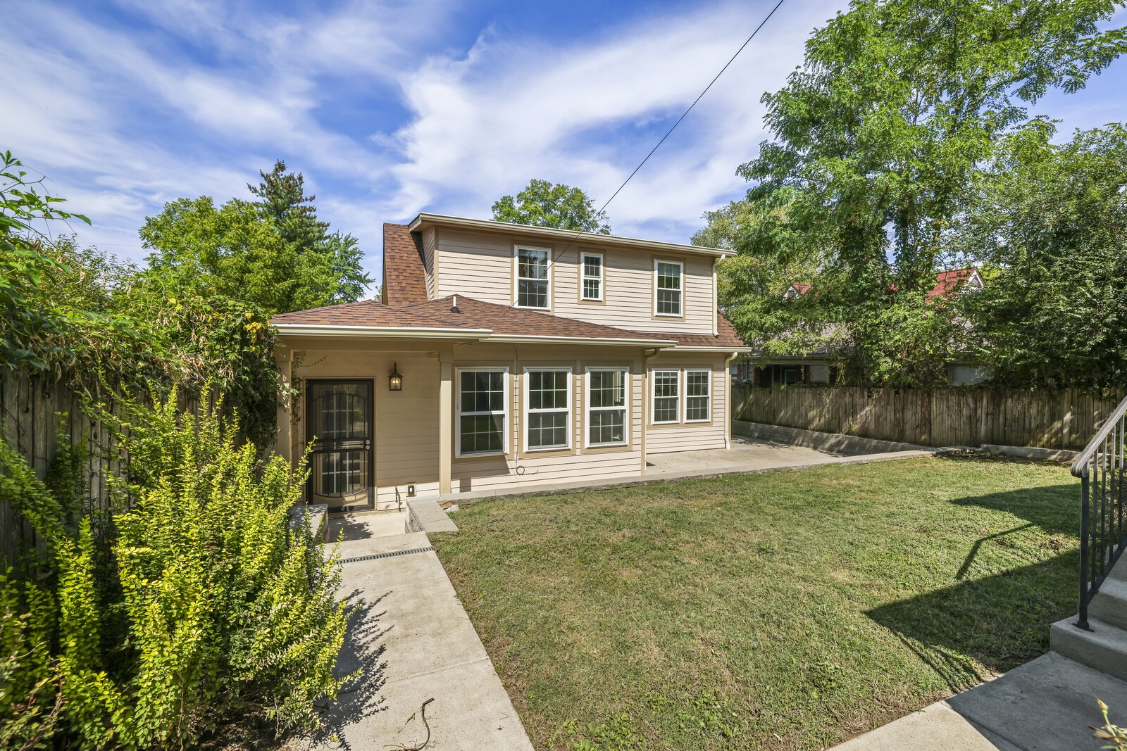 2119 Westwood Ave