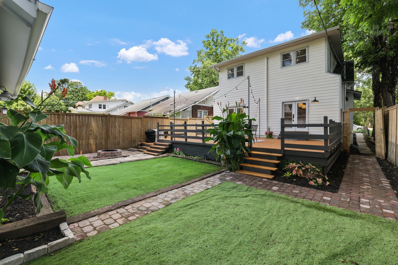1408 Douglas Ave