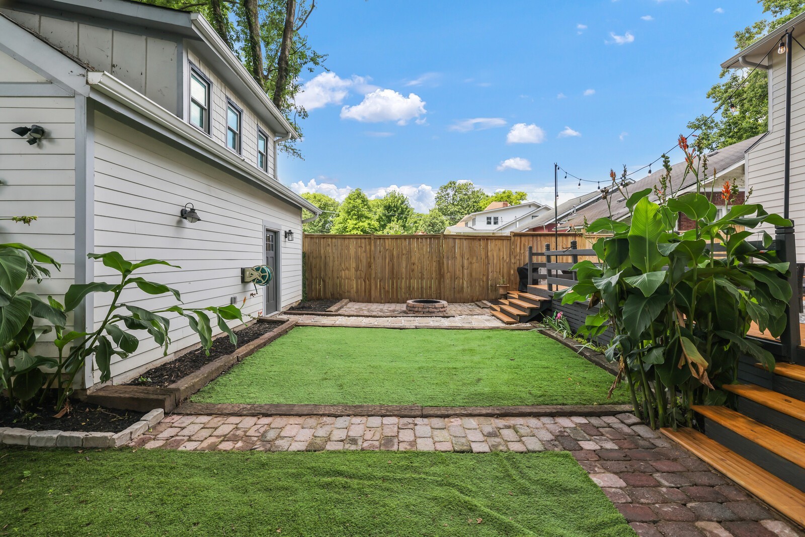 1408 Douglas Ave