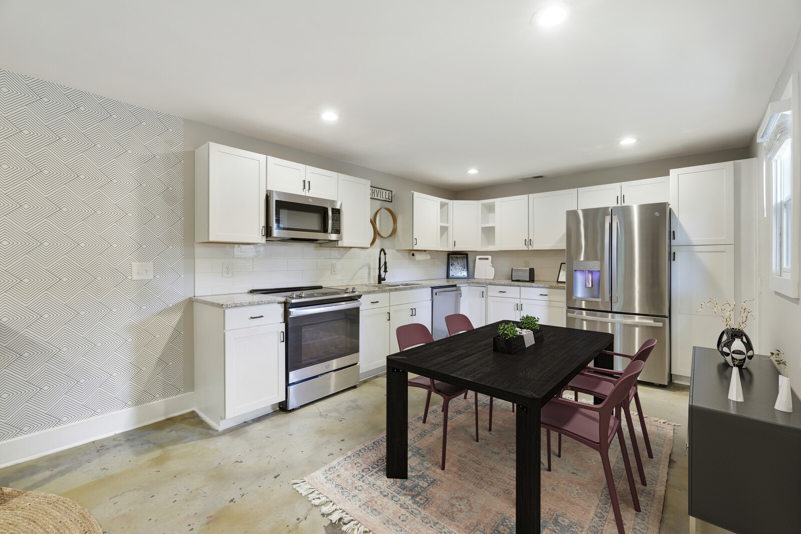 1408 Douglas Ave