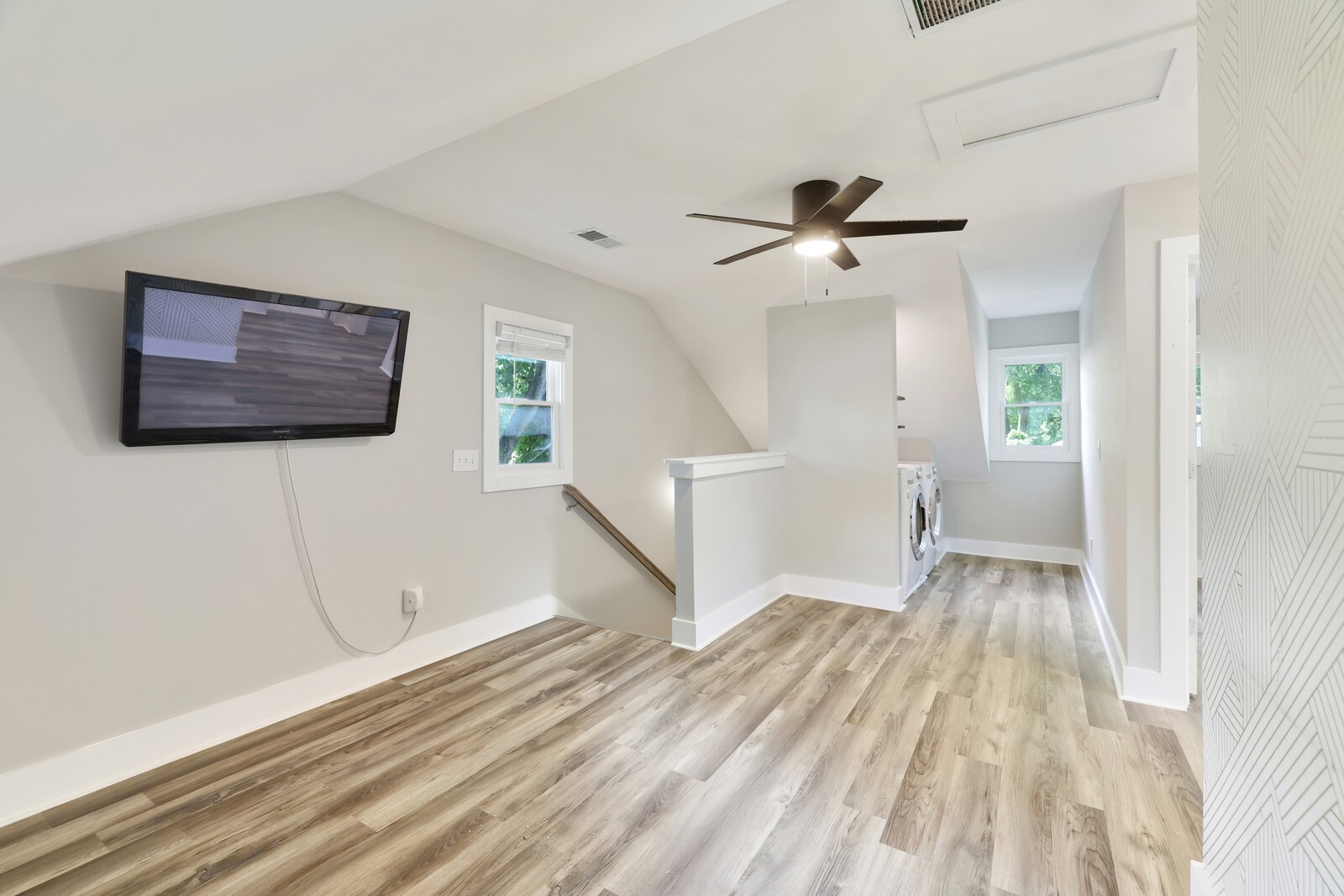 1408 Douglas Ave