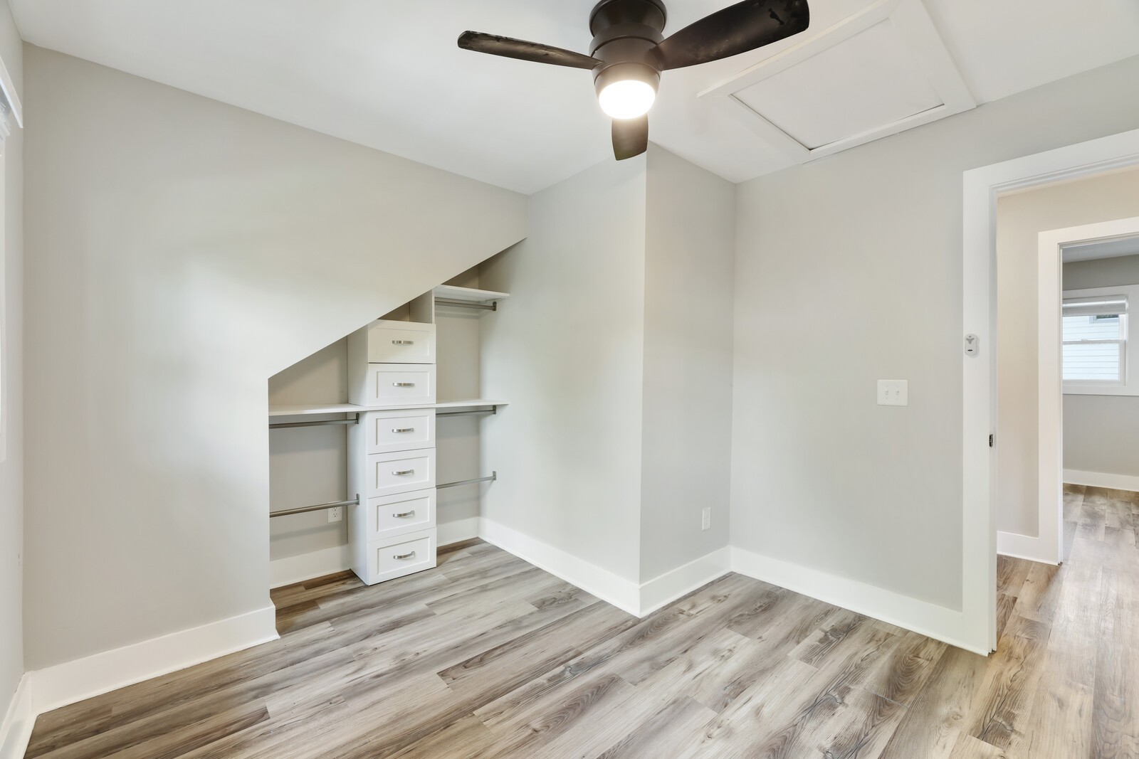 1408 Douglas Ave