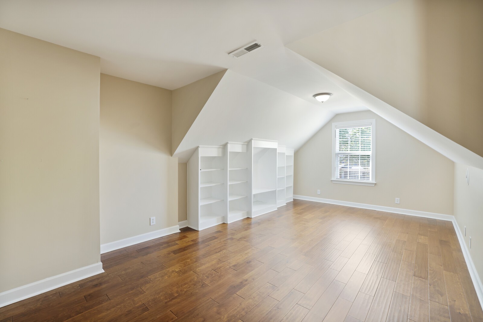 2342 N Tennessee Blvd Unit: 705