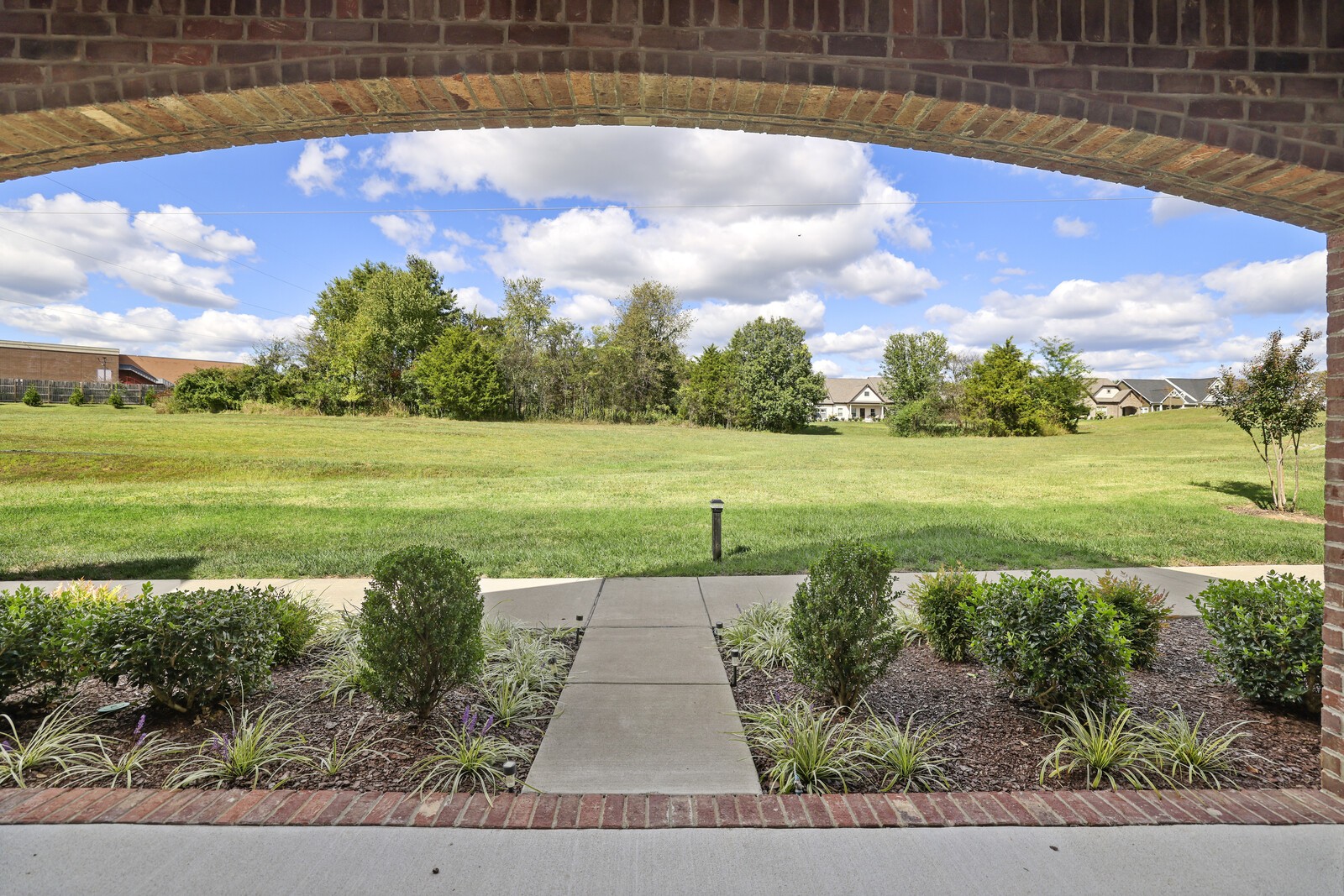 322 Madeira Pl