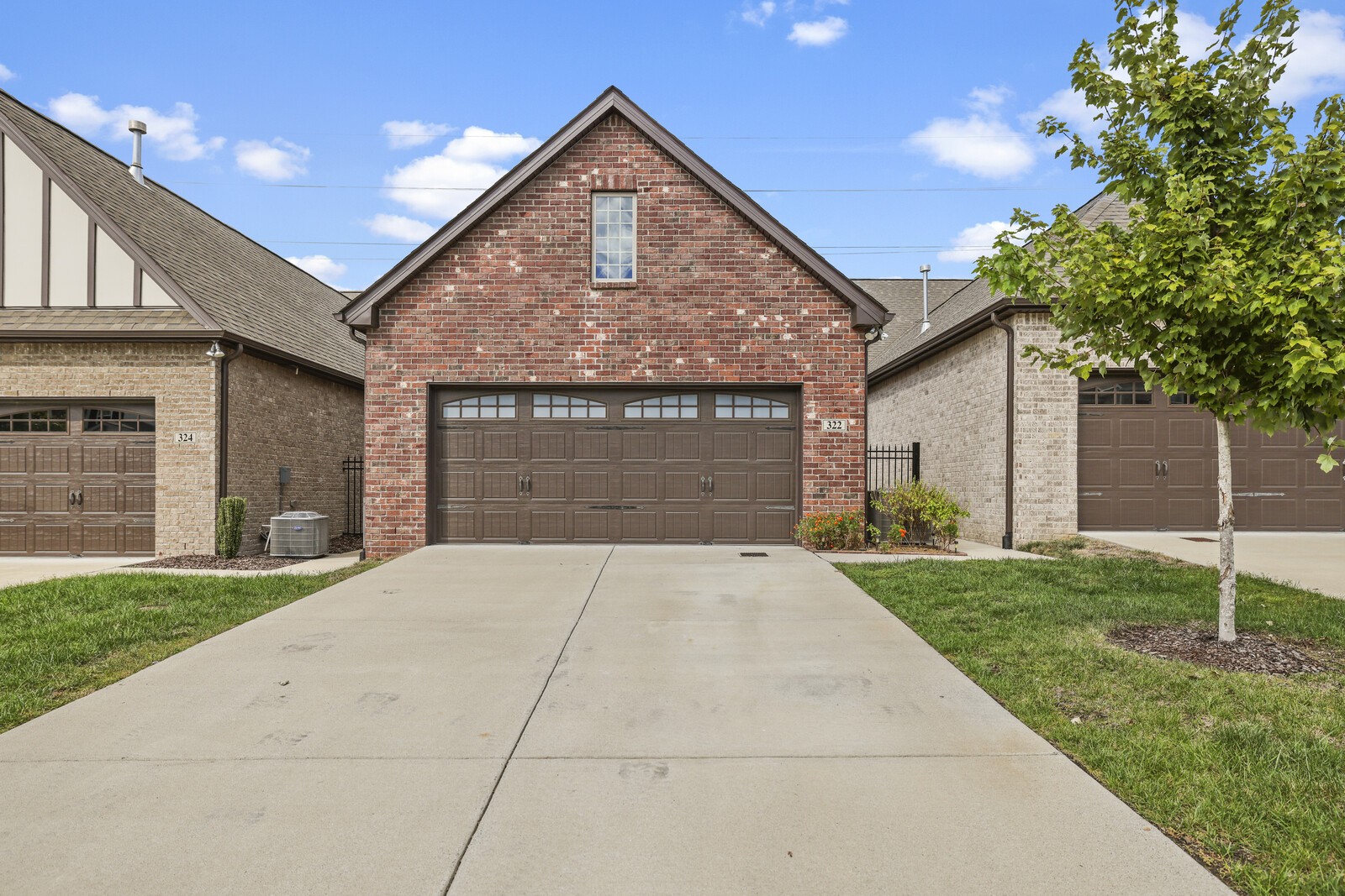 322 Madeira Pl