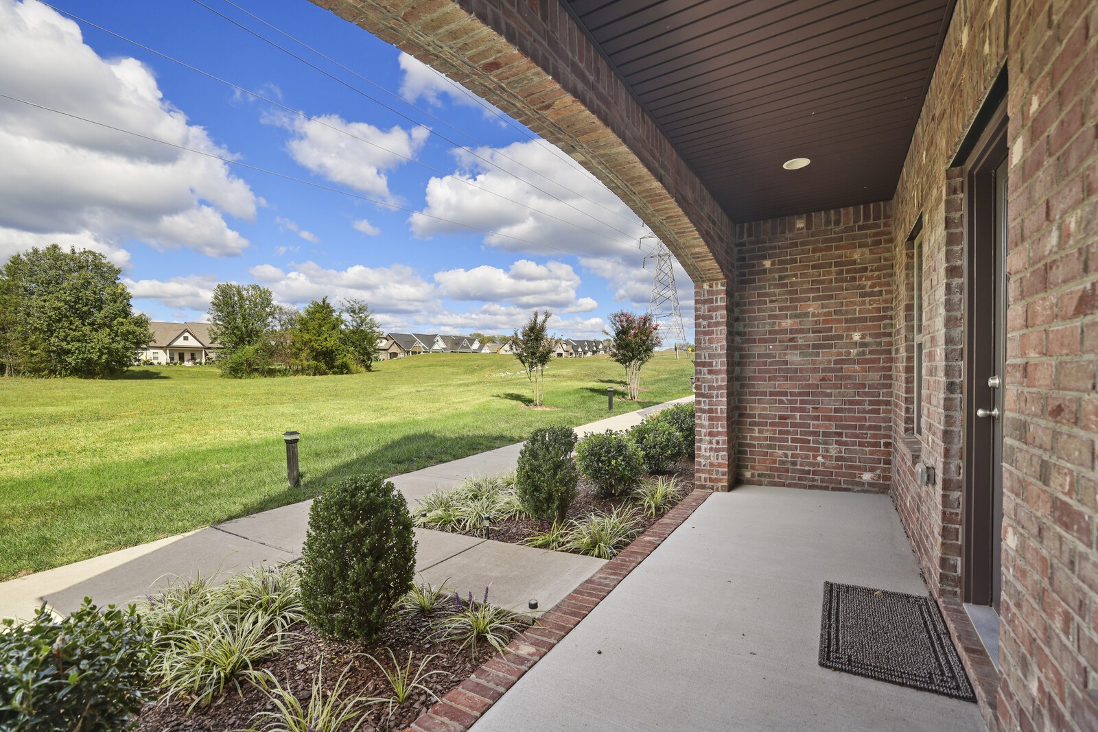 322 Madeira Pl