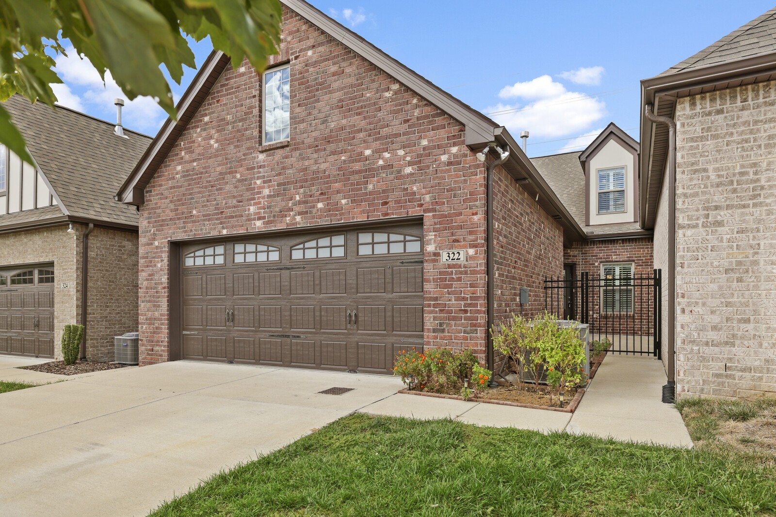 322 Madeira Pl