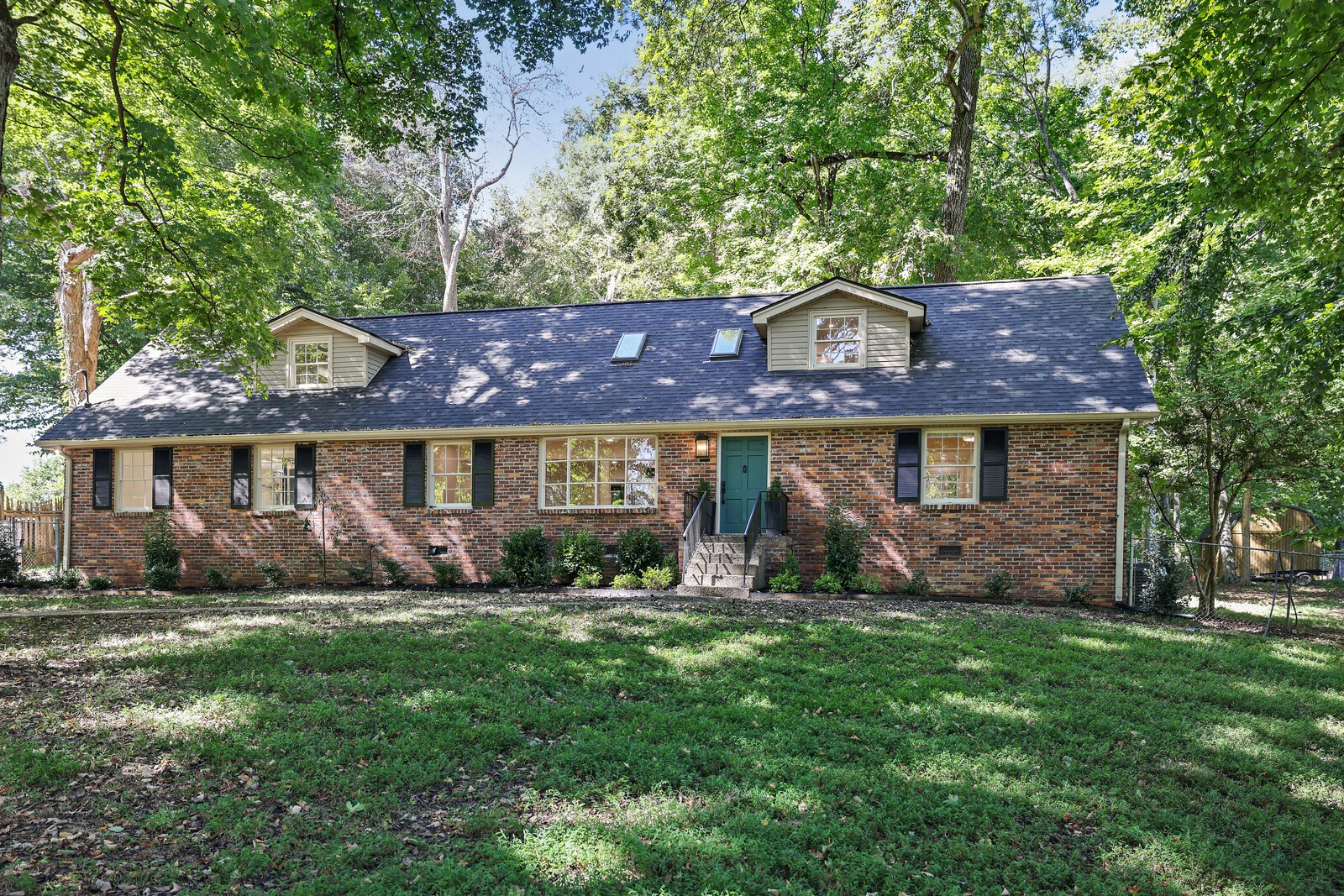 577 Indian Lake Rd