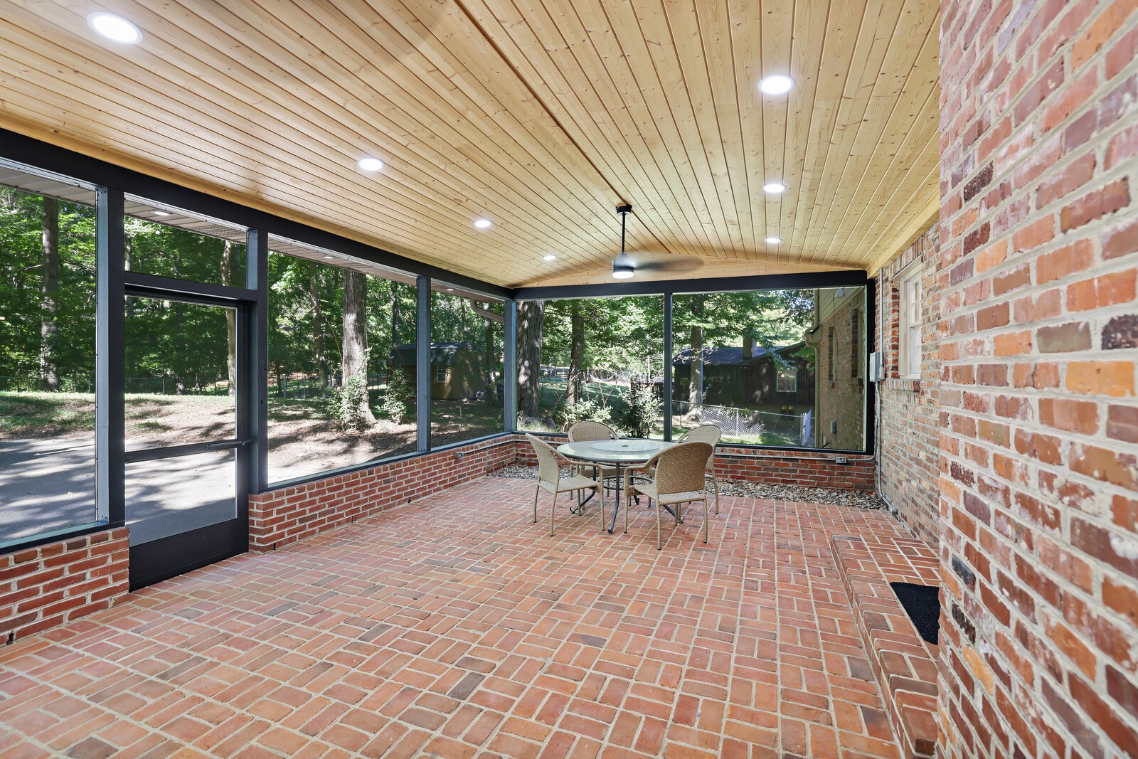 577 Indian Lake Rd