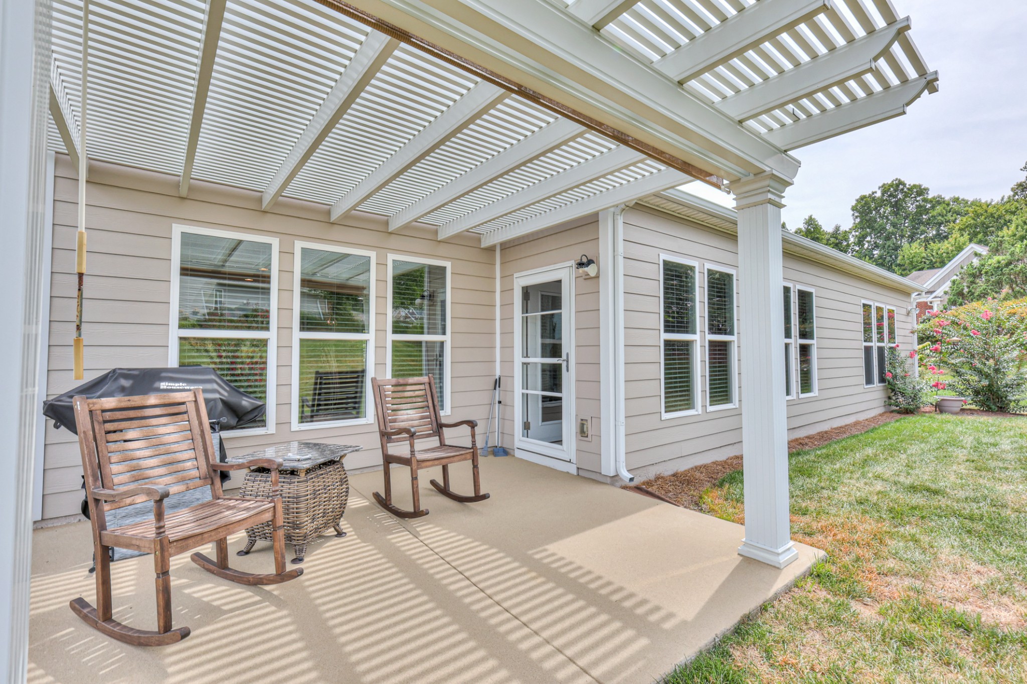 103 Dahlgren Dr