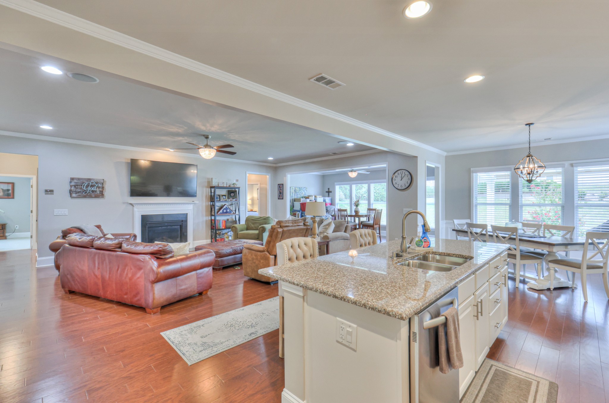 103 Dahlgren Dr