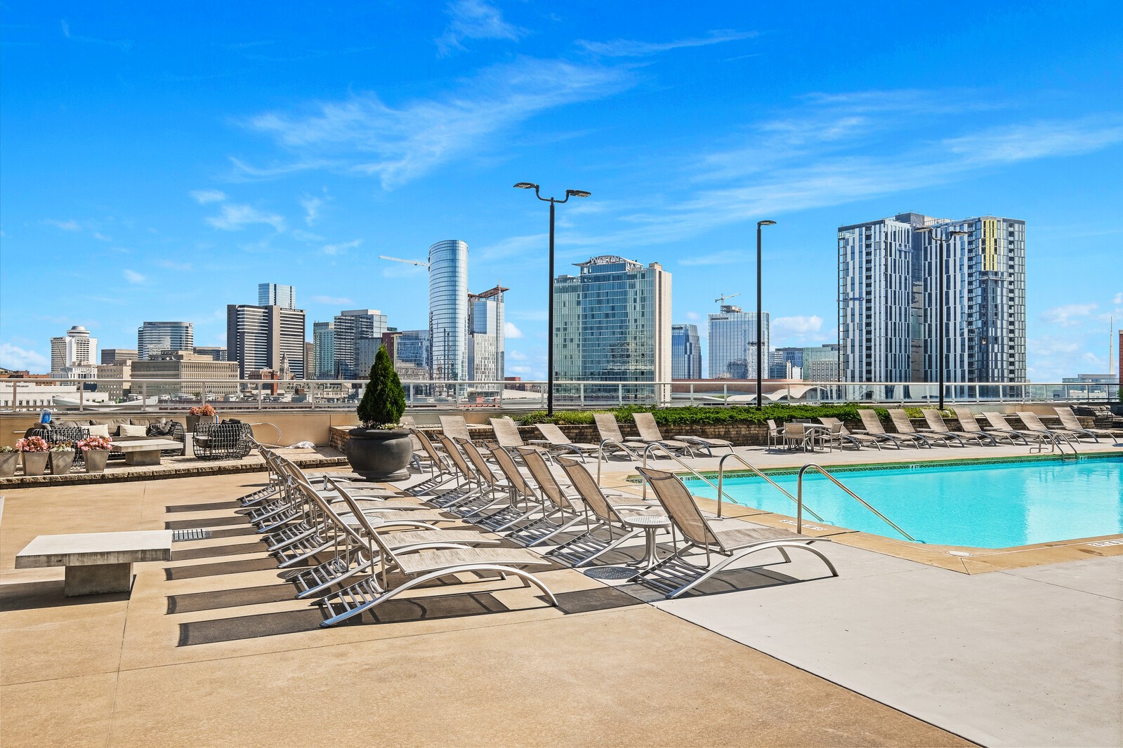 600 12th Ave S Unit: 305