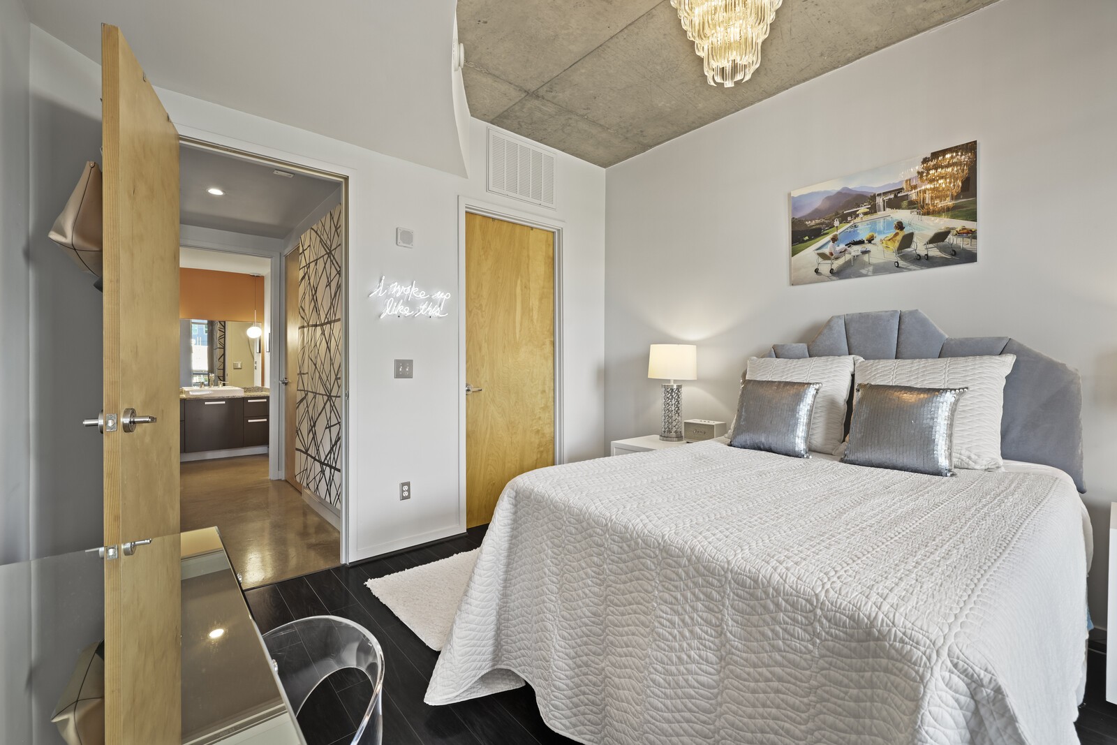 600 12th Ave S Unit: 305