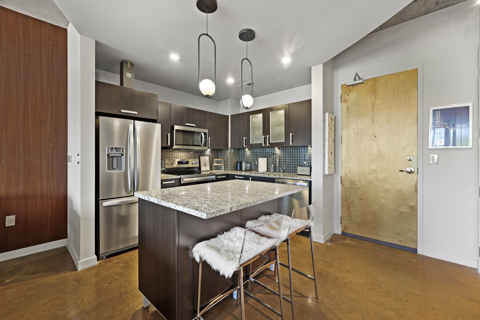 600 12th Ave S Unit: 305