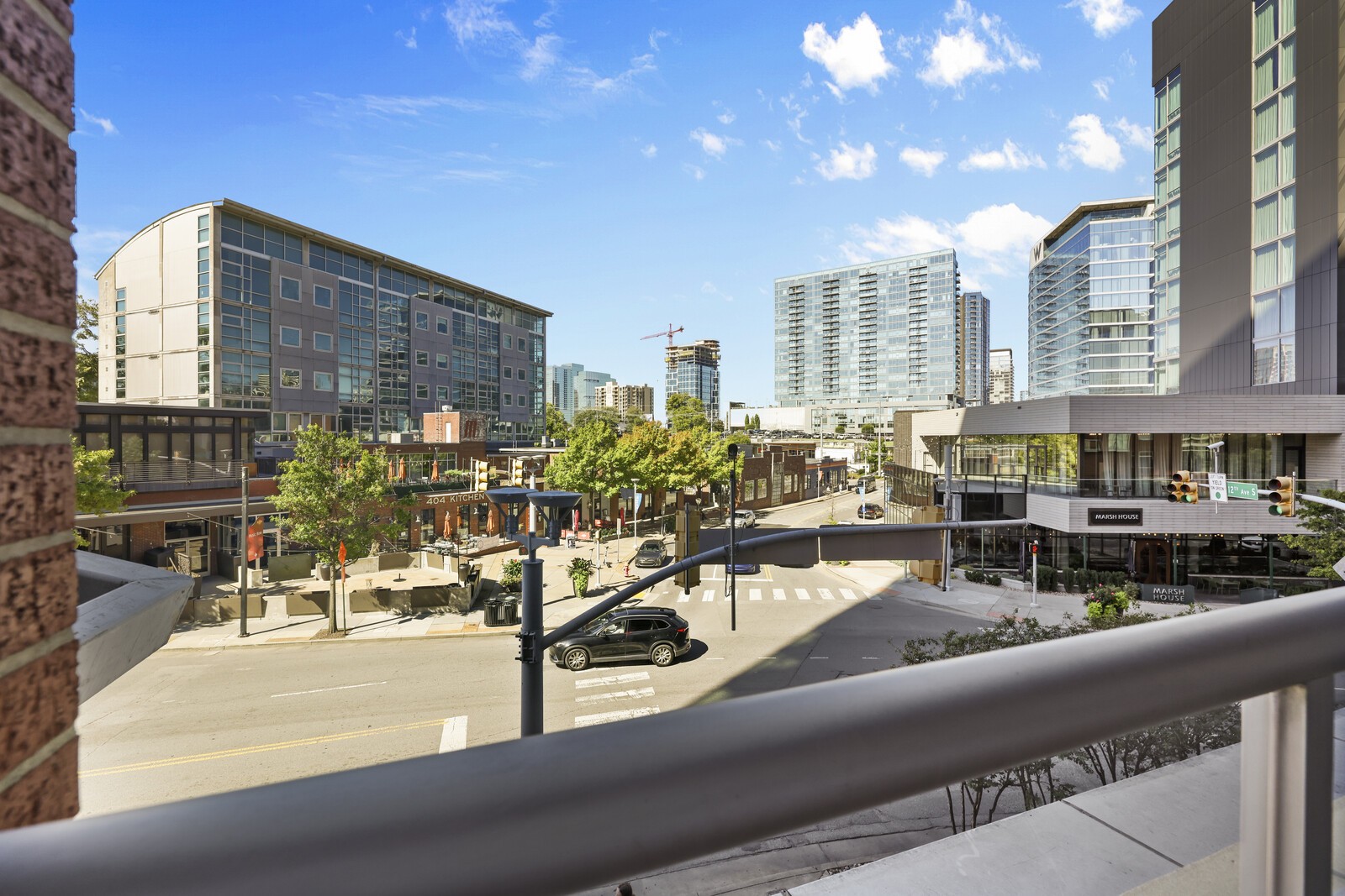 600 12th Ave S Unit: 305