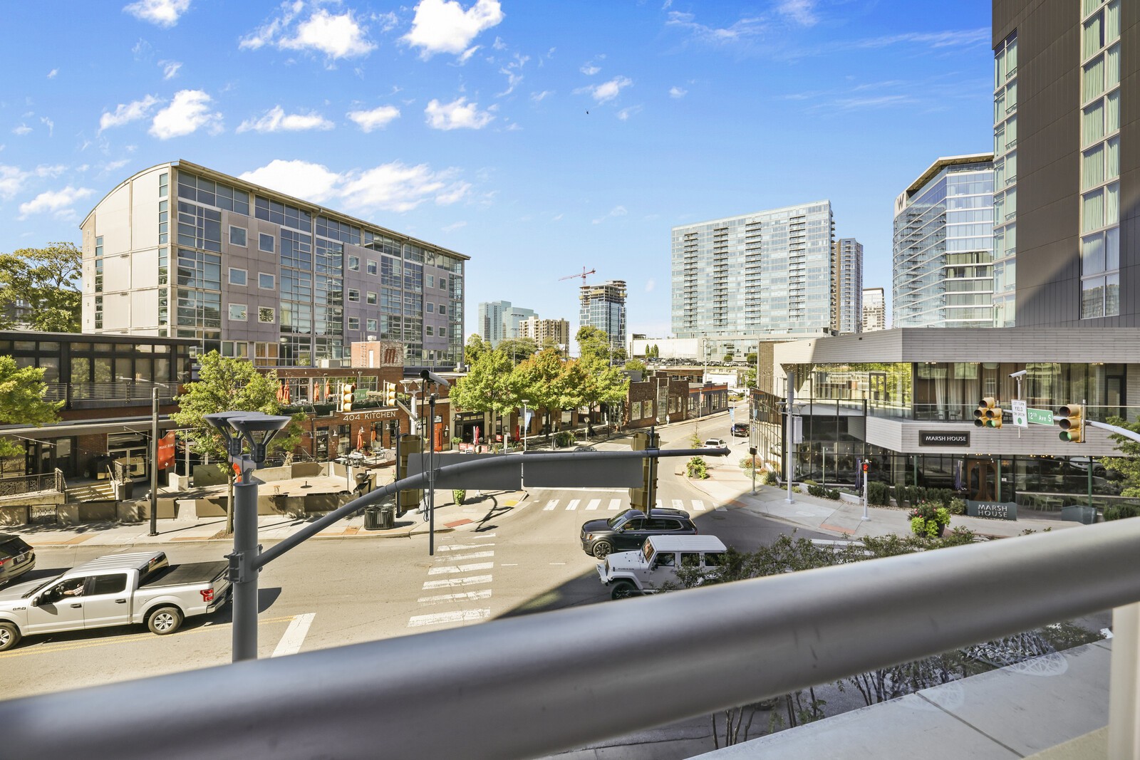 600 12th Ave S Unit: 305
