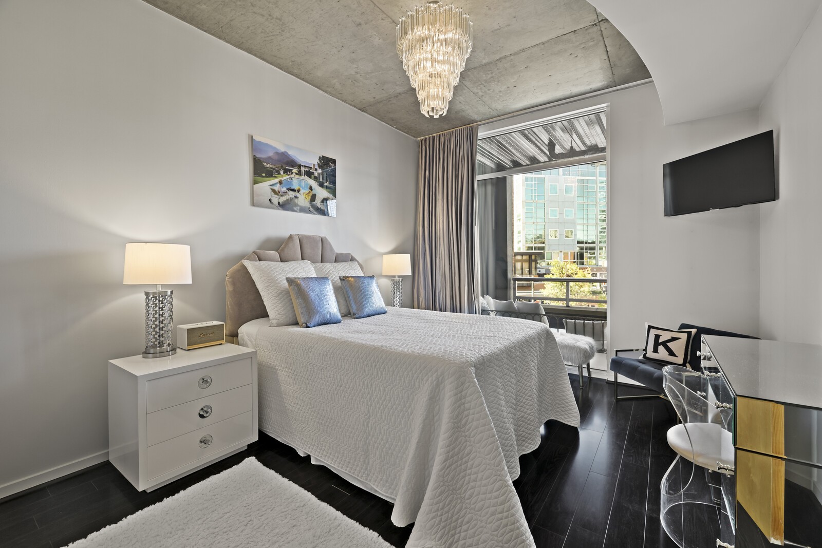 600 12th Ave S Unit: 305