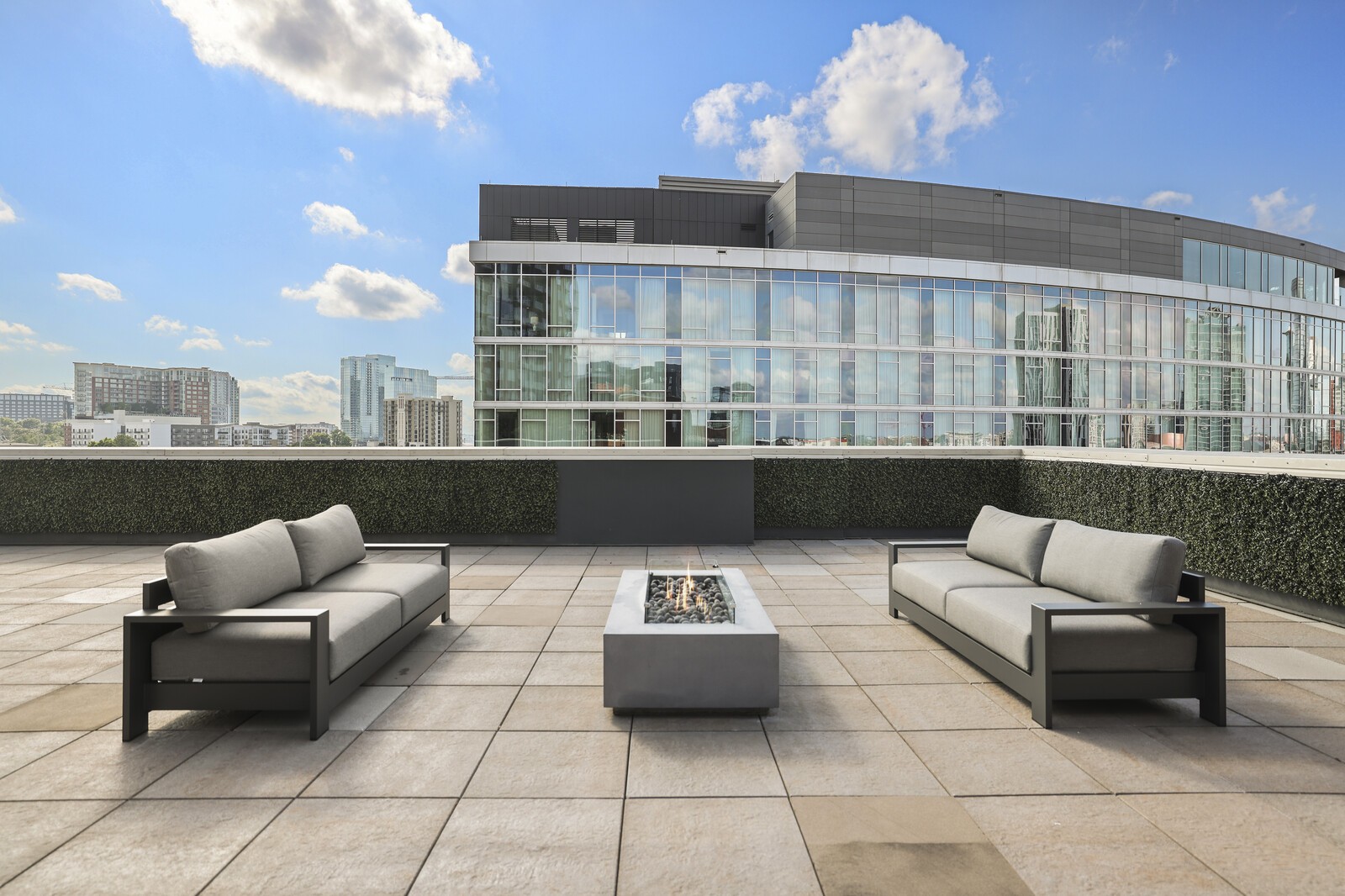 600 12th Ave S Unit: 305
