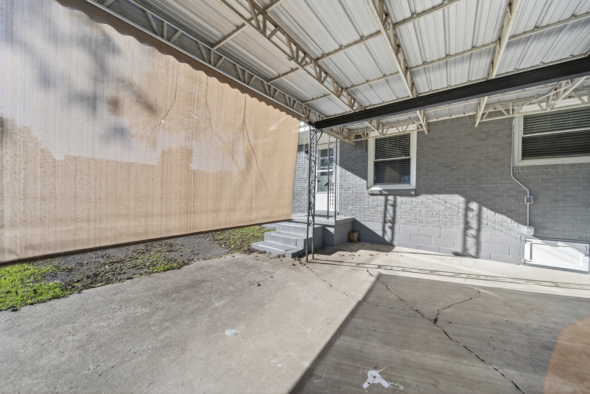 403 W Hite St