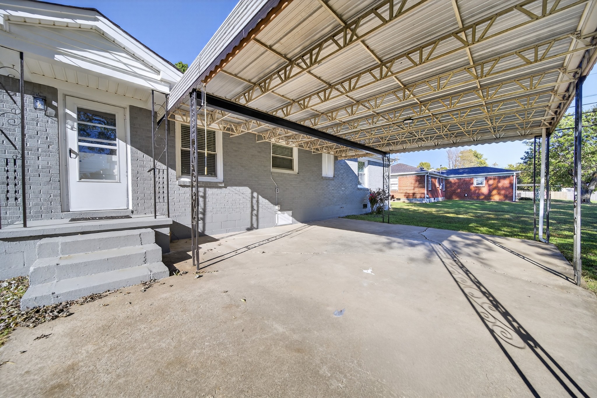 403 W Hite St
