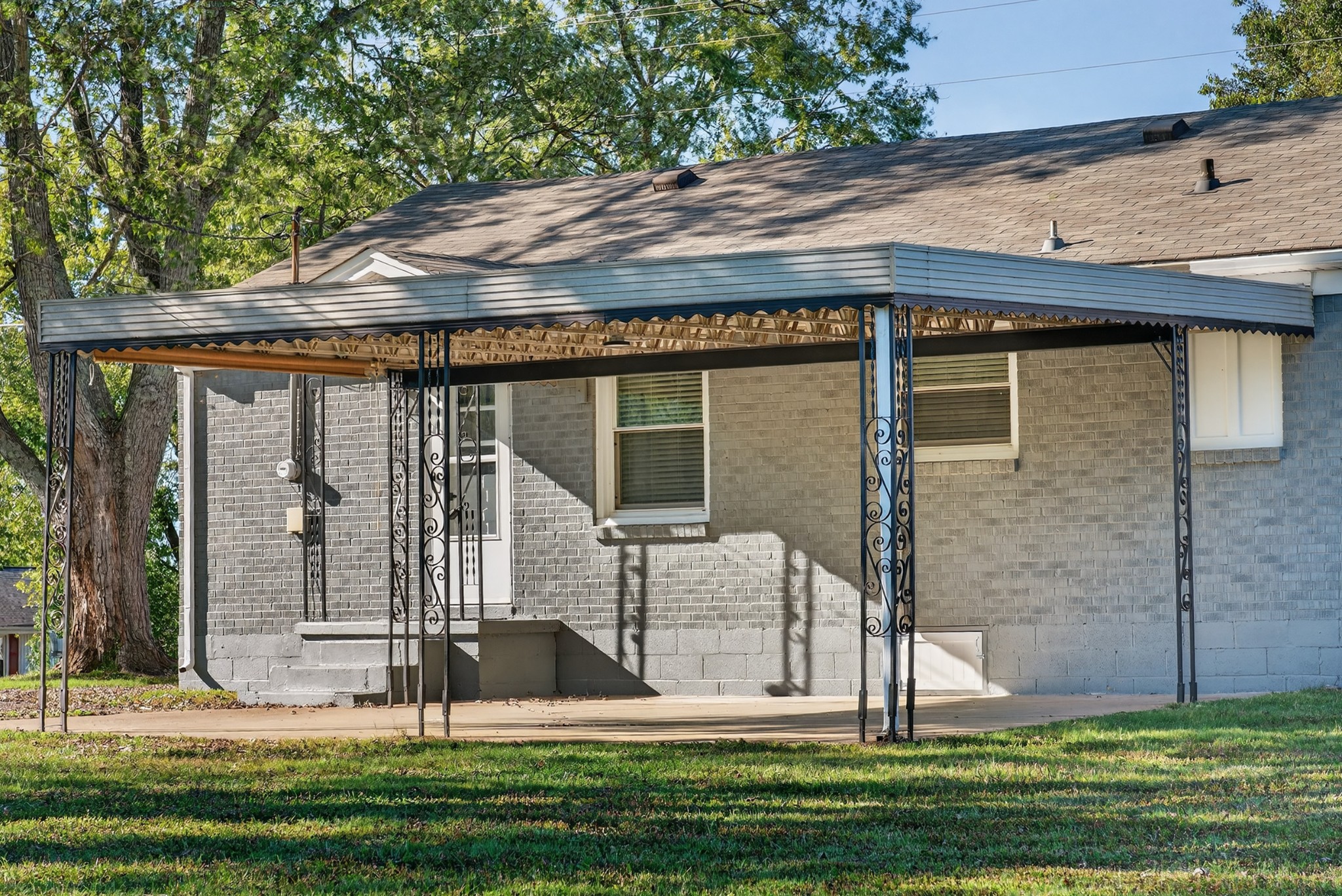 403 W Hite St