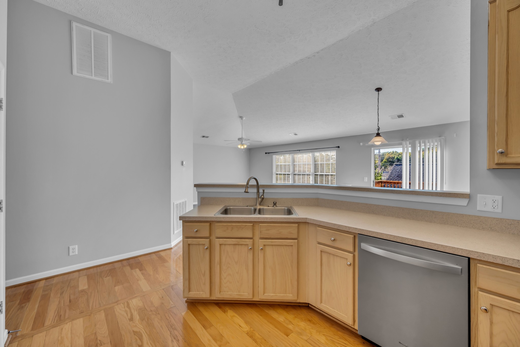 301 Tinney Cir