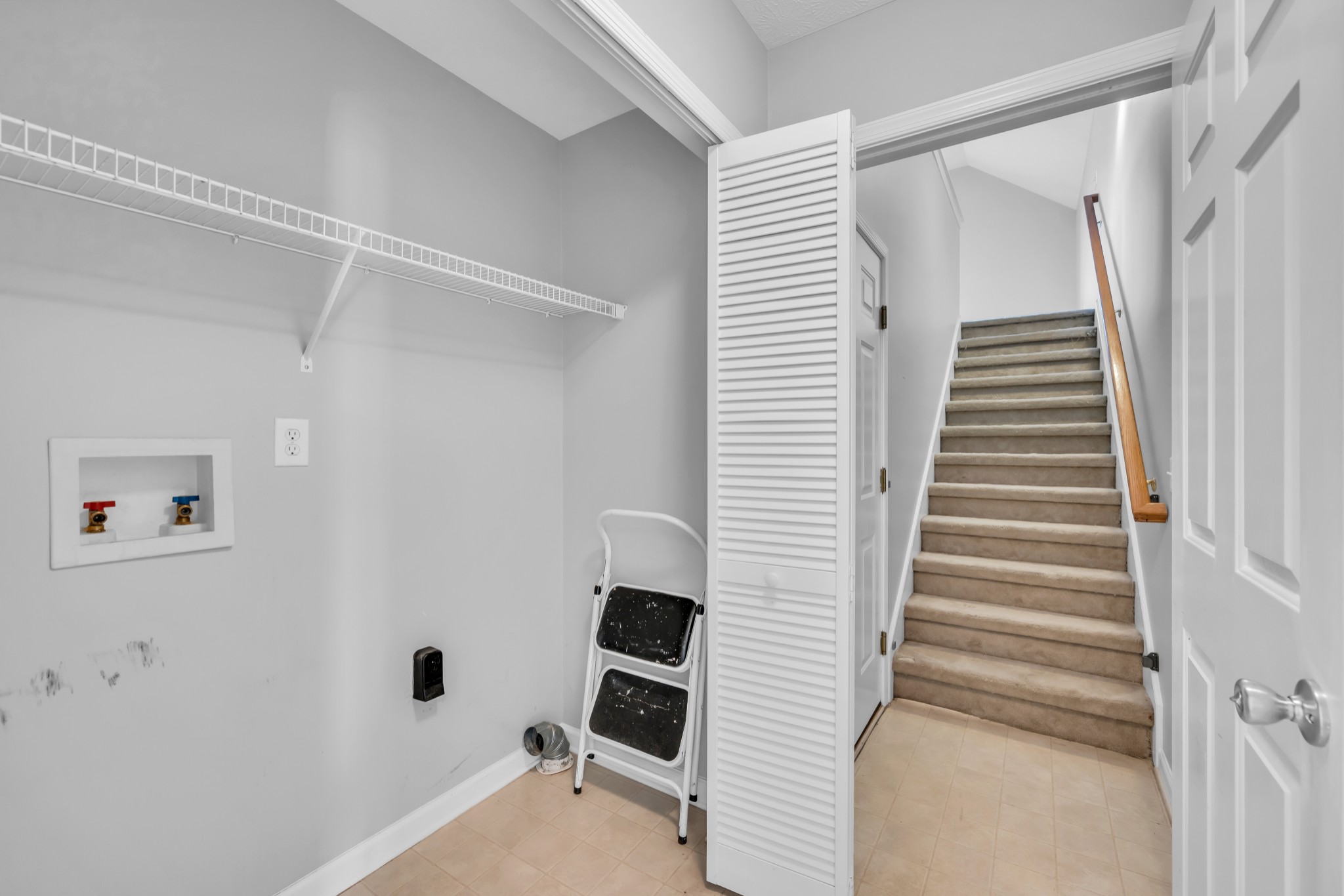 301 Tinney Cir