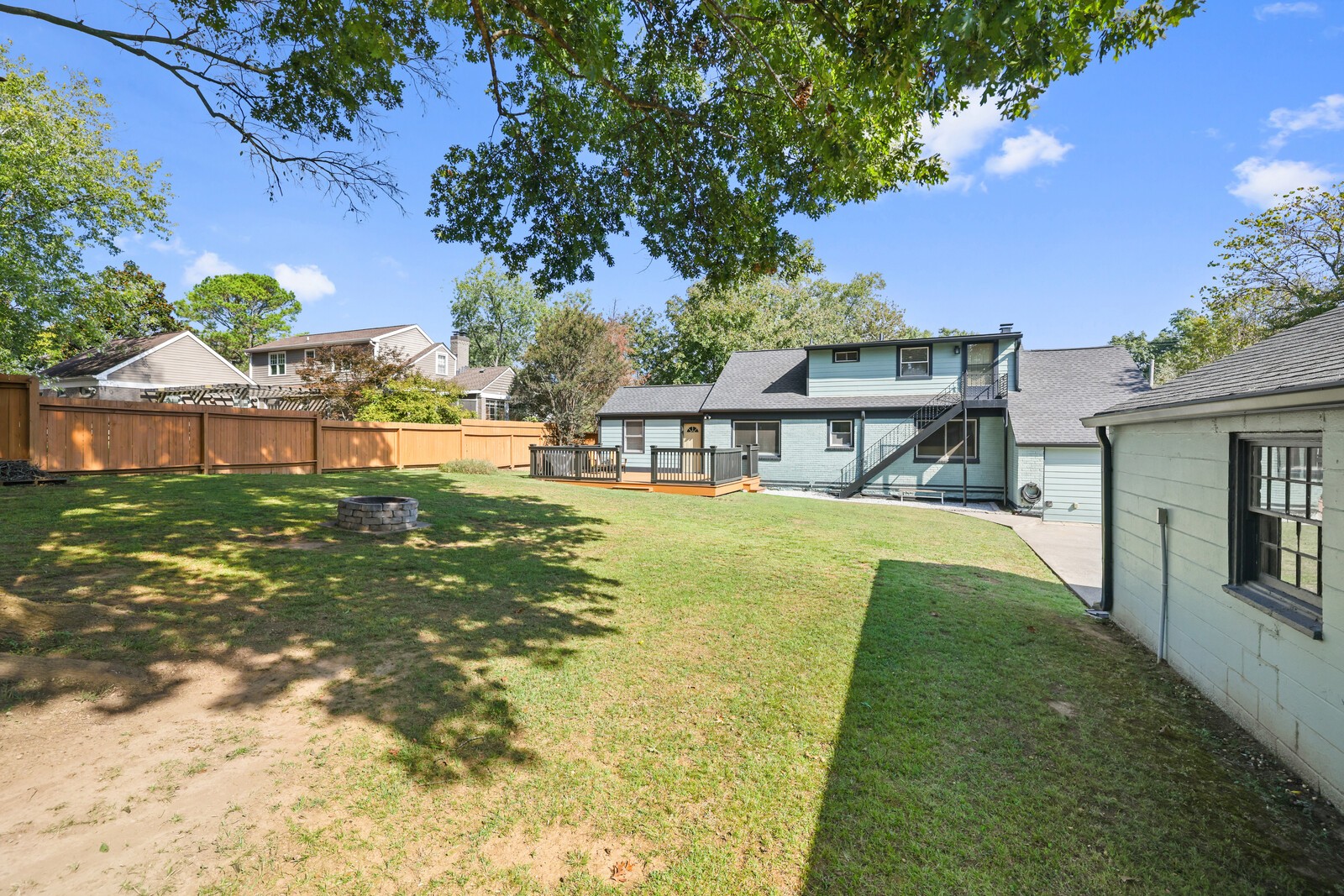 1308 Riverwood Dr
