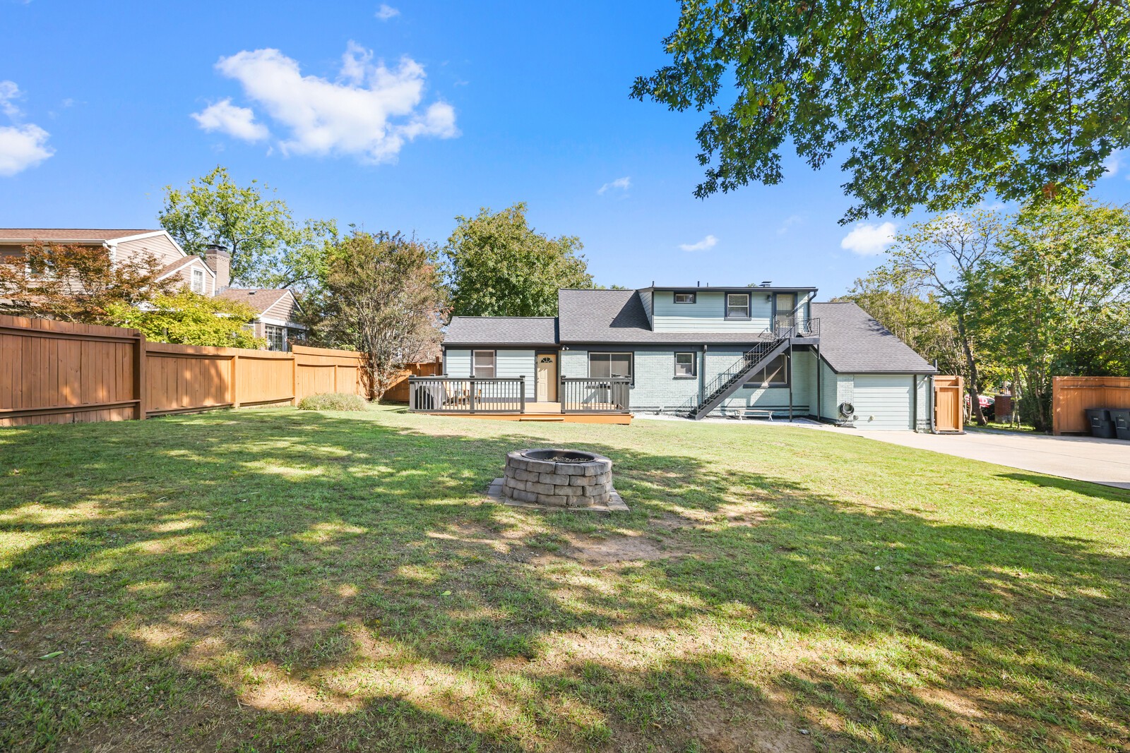 1308 Riverwood Dr