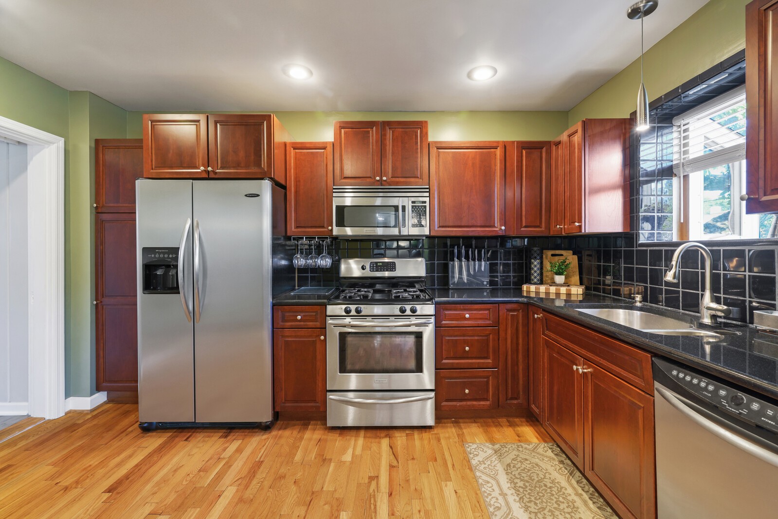 1308 Riverwood Dr