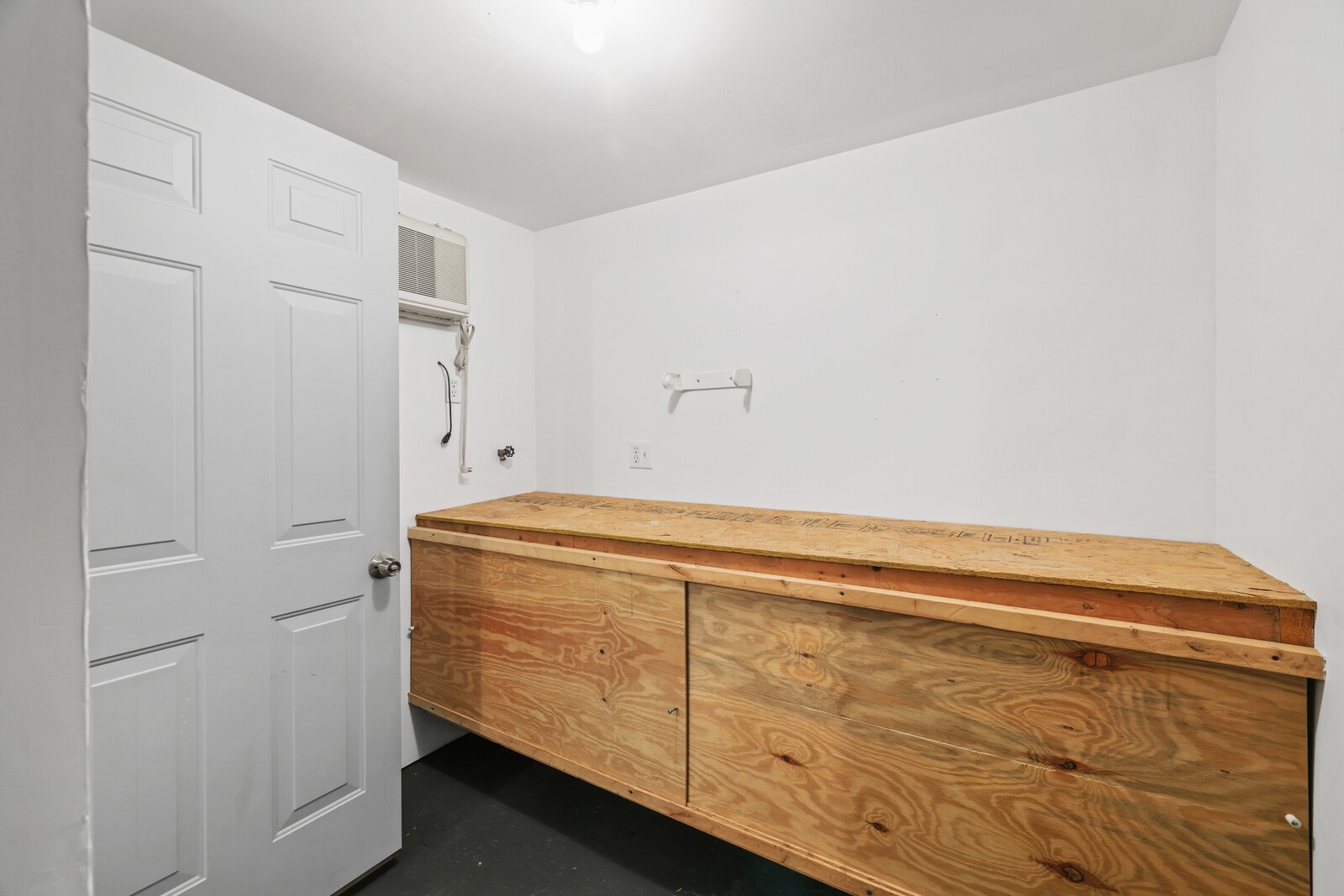 1308 Riverwood Dr