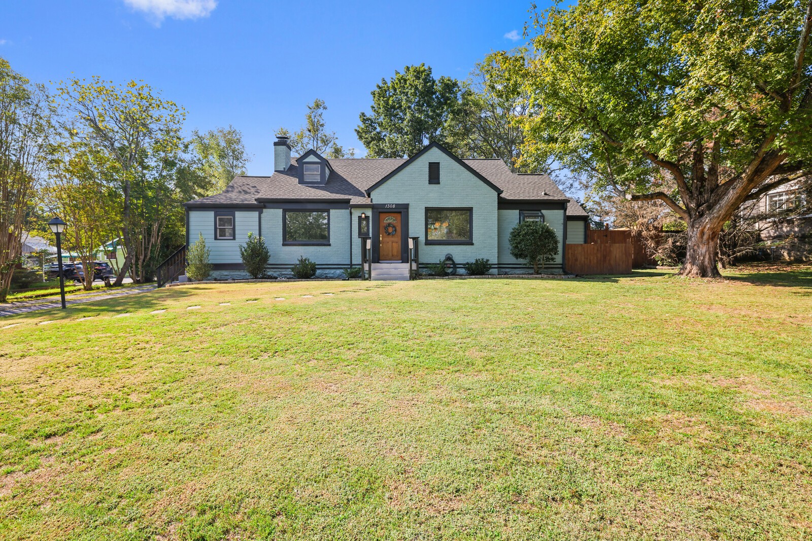 1308 Riverwood Dr