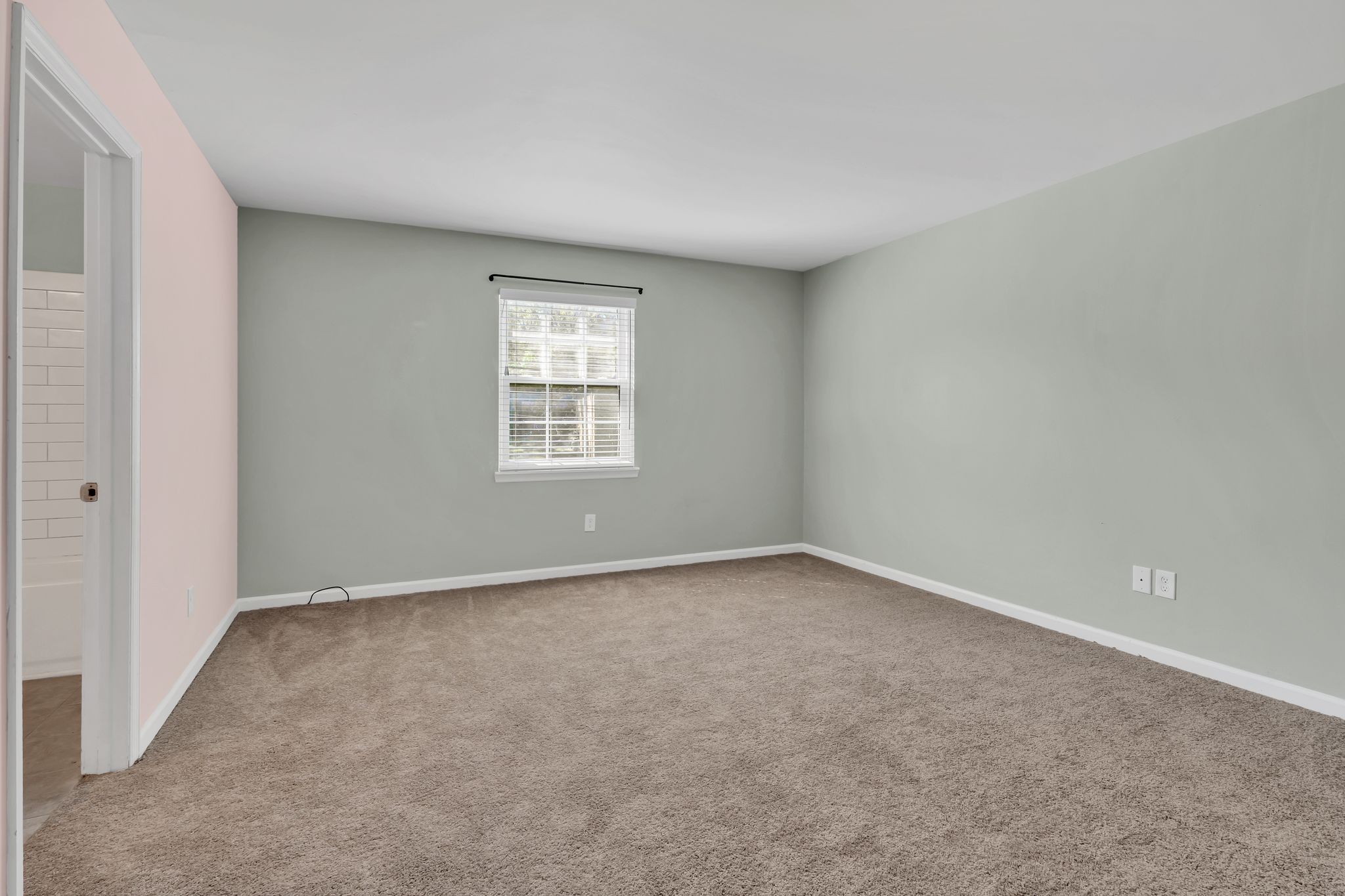 155 Ellington Pl