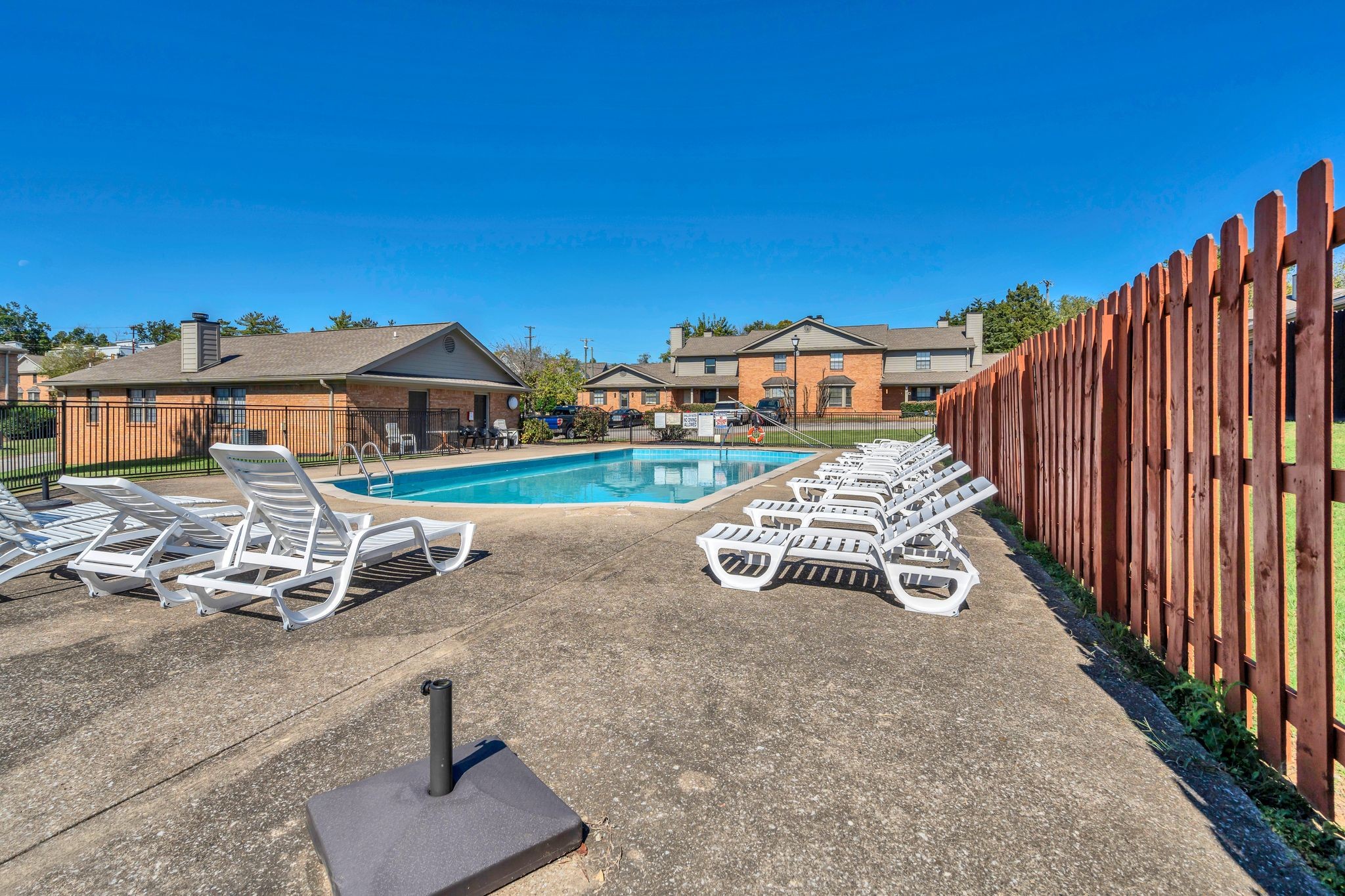 155 Ellington Pl