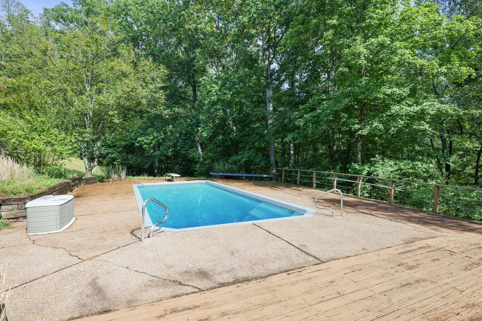 8019 Ridgewood Rd