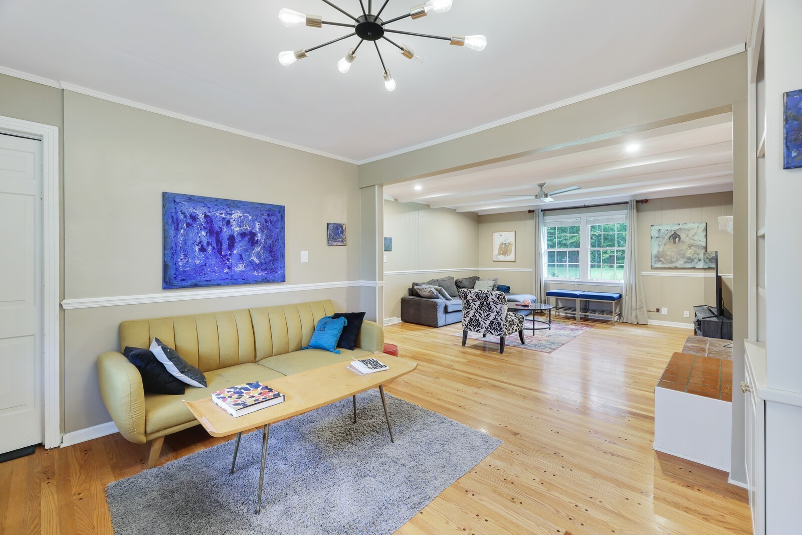 8019 Ridgewood Rd