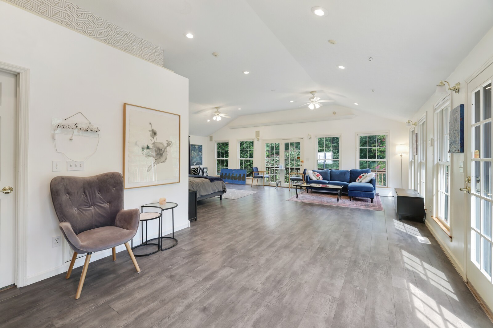 8019 Ridgewood Rd