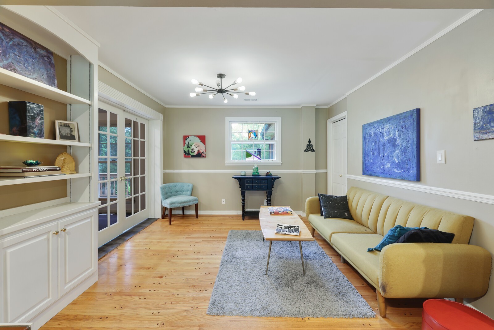 8019 Ridgewood Rd