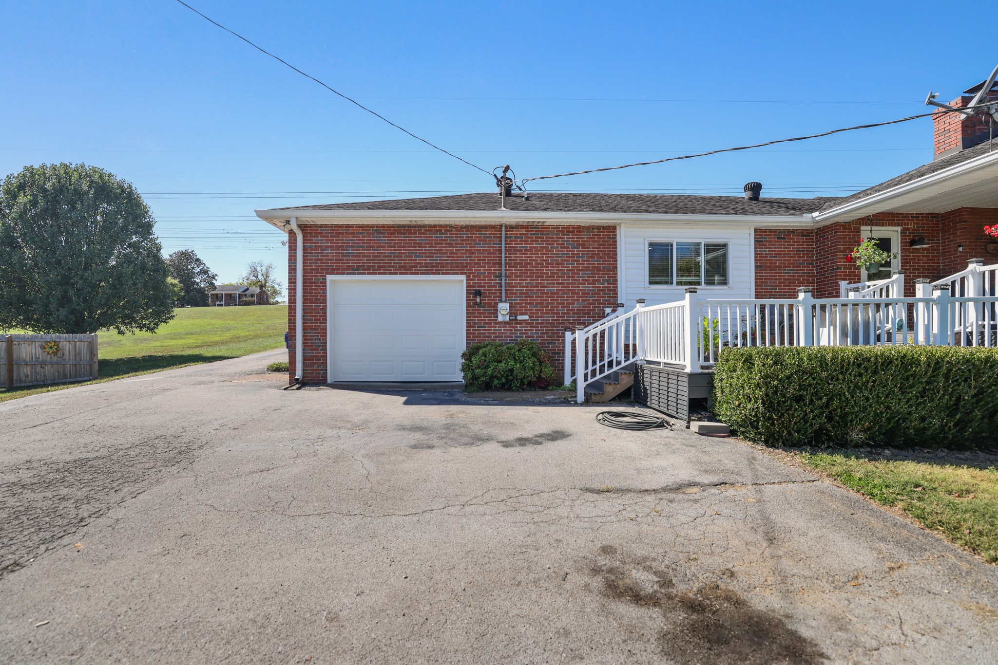 309 Highland Heights Dr