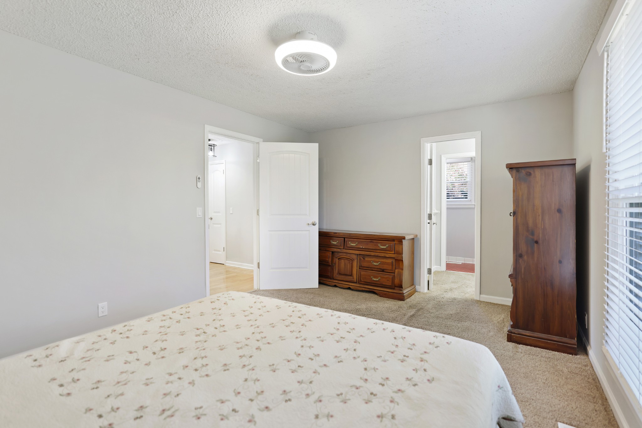 309 Highland Heights Dr