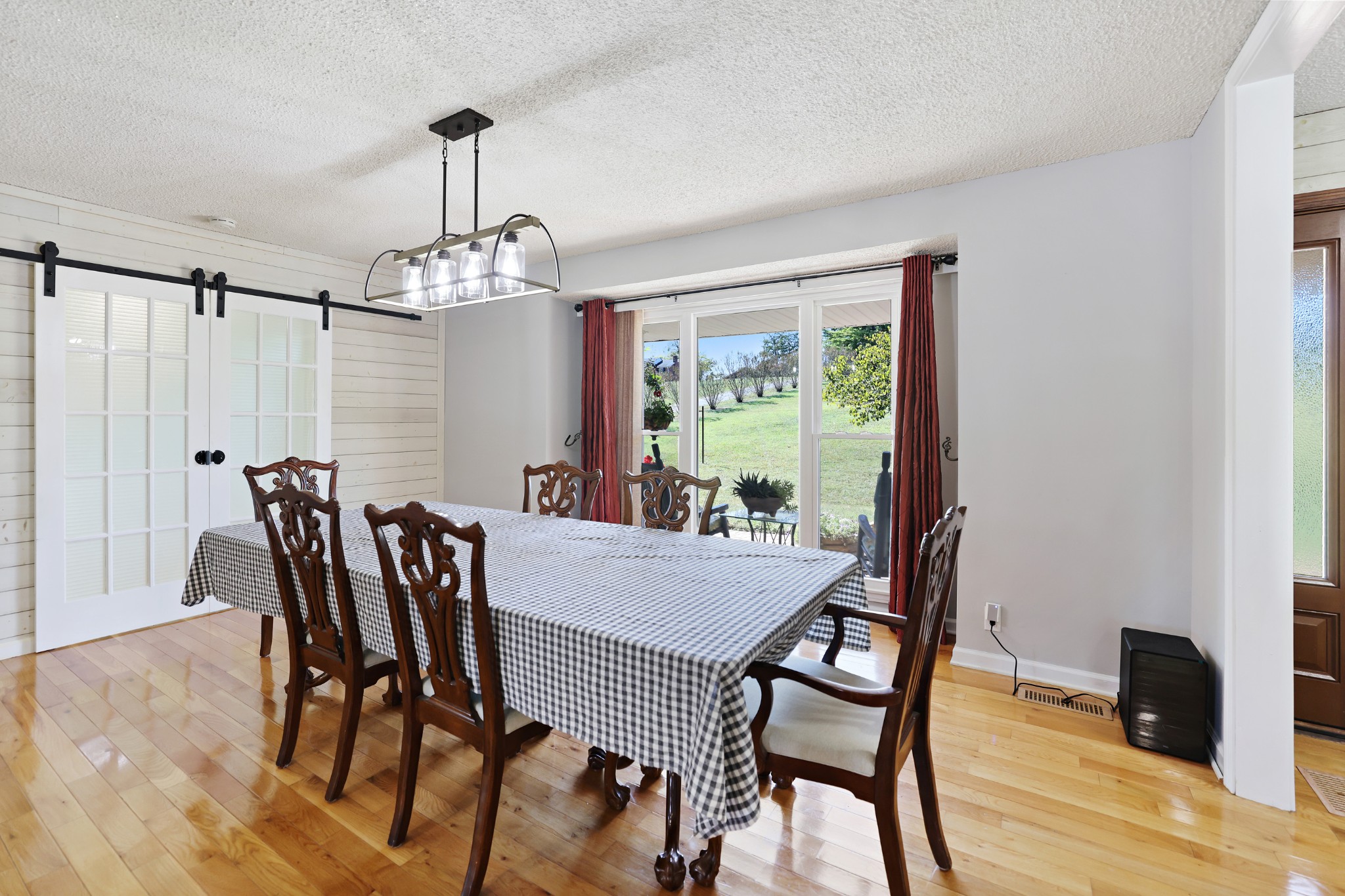 309 Highland Heights Dr