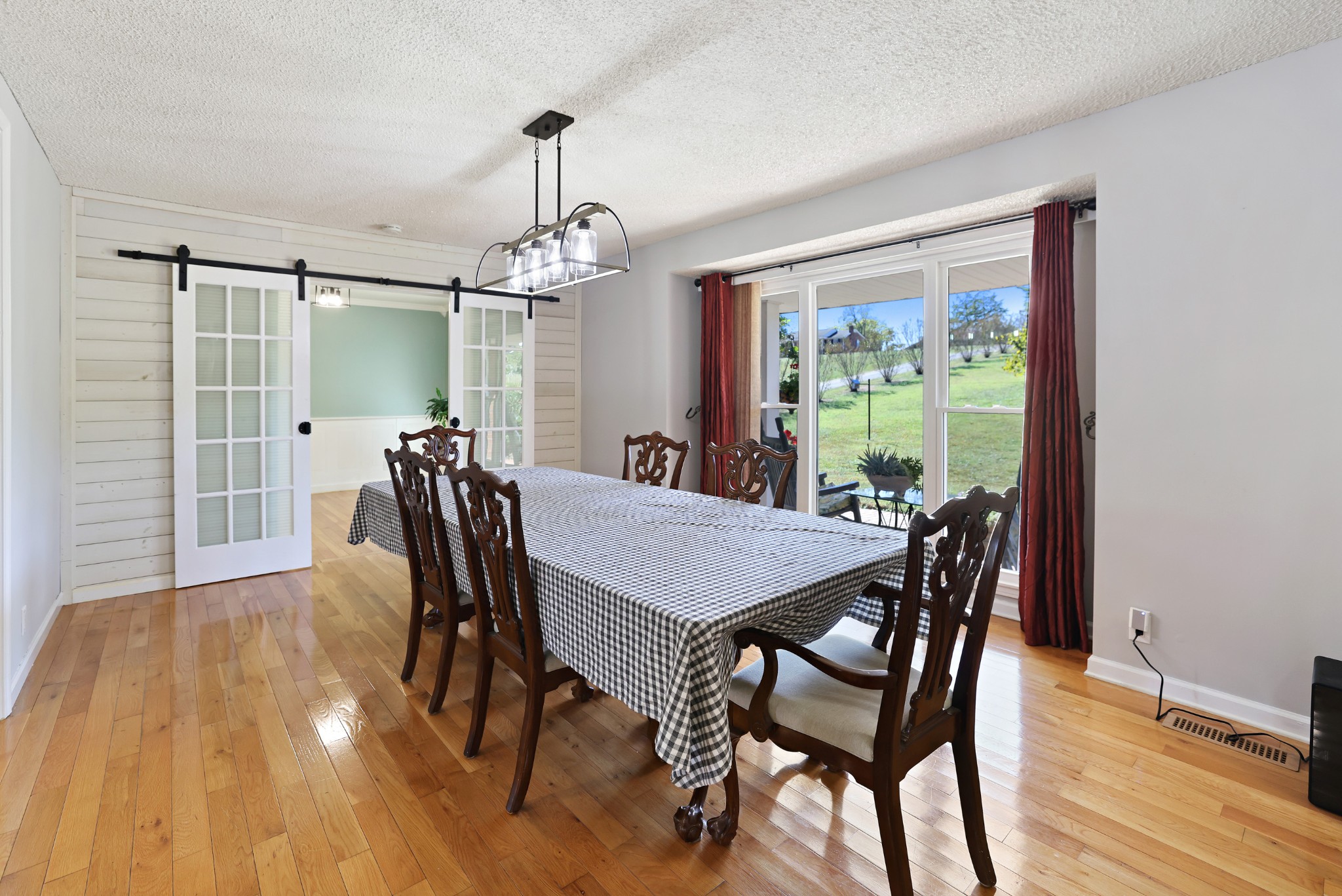 309 Highland Heights Dr