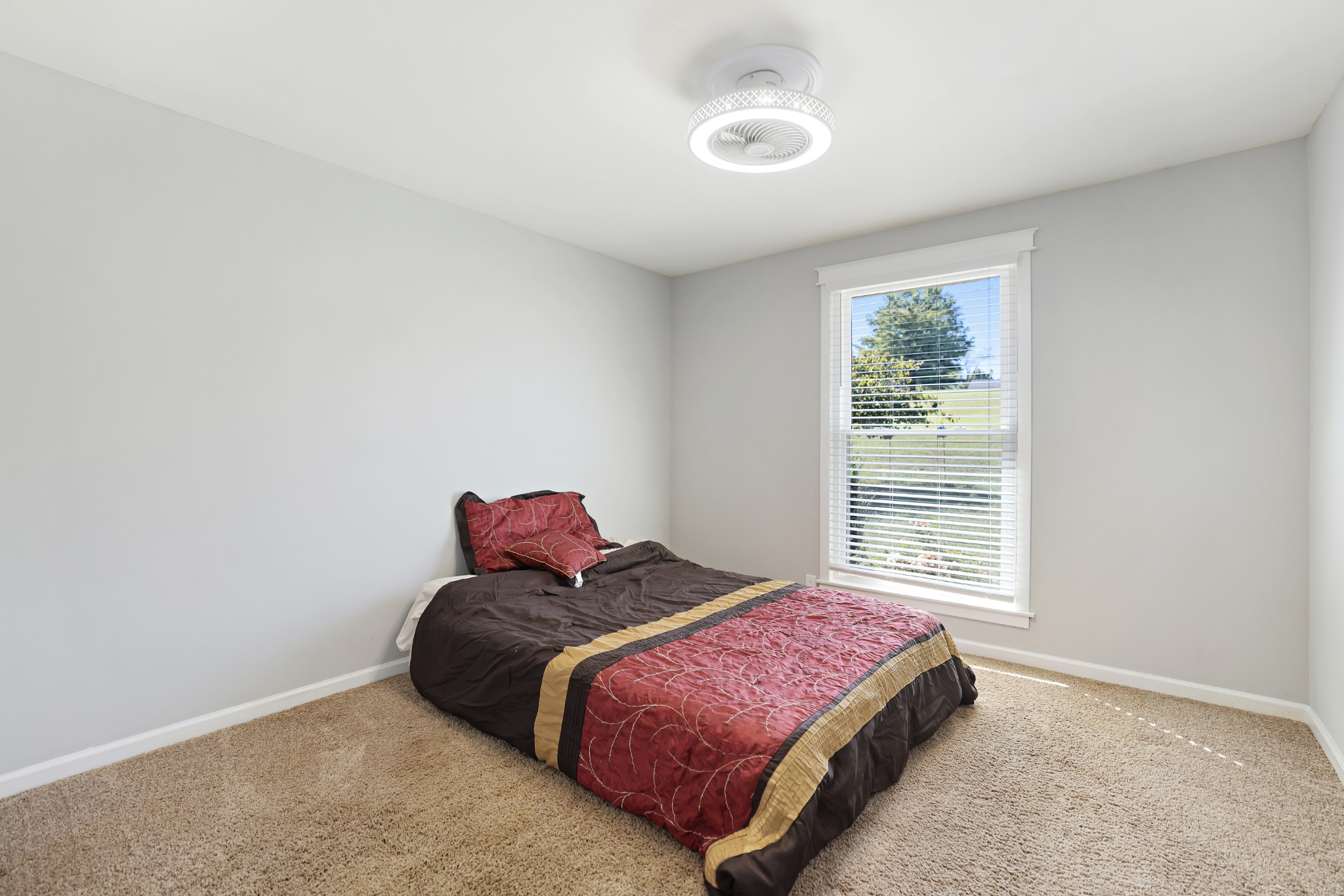 309 Highland Heights Dr