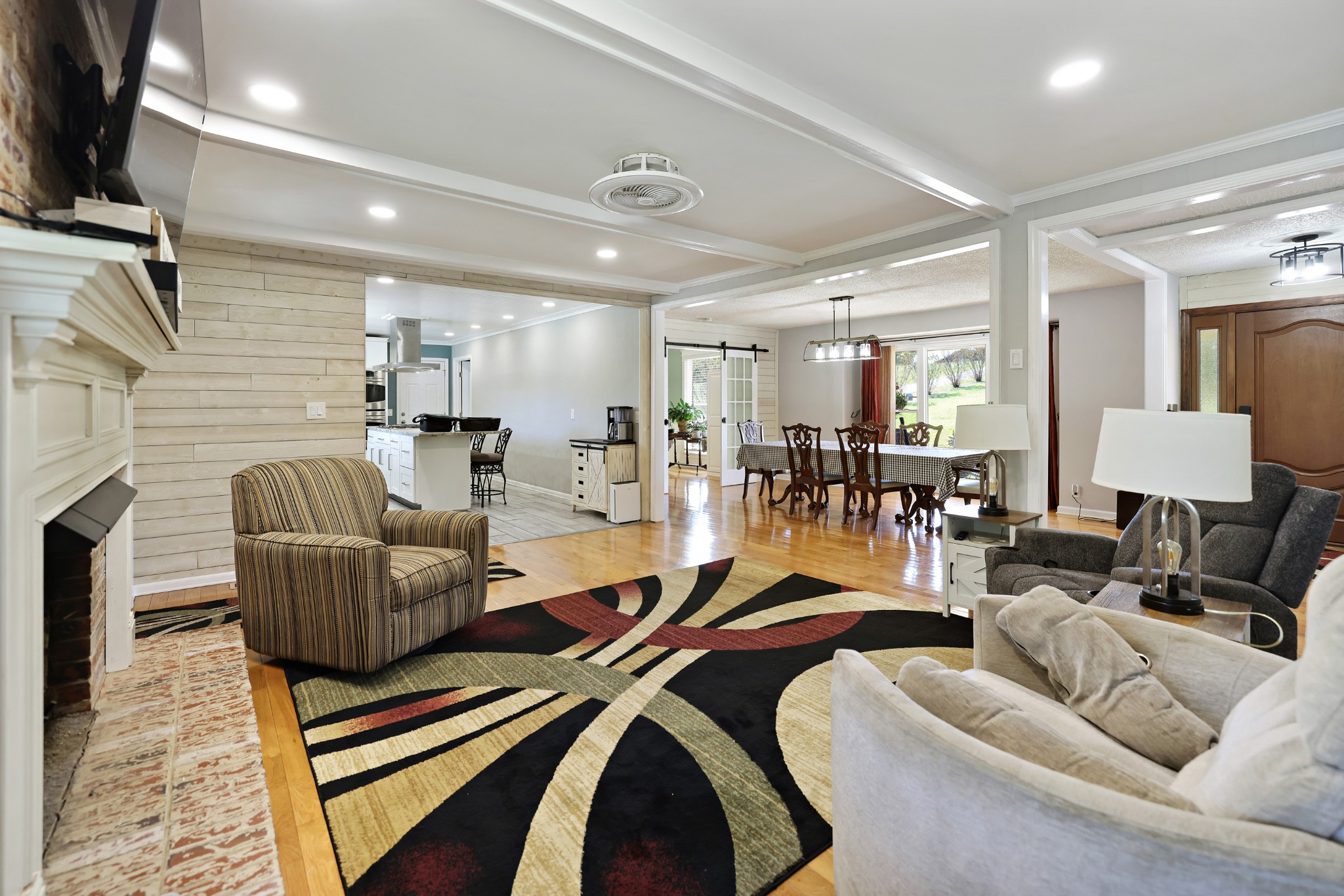 309 Highland Heights Dr