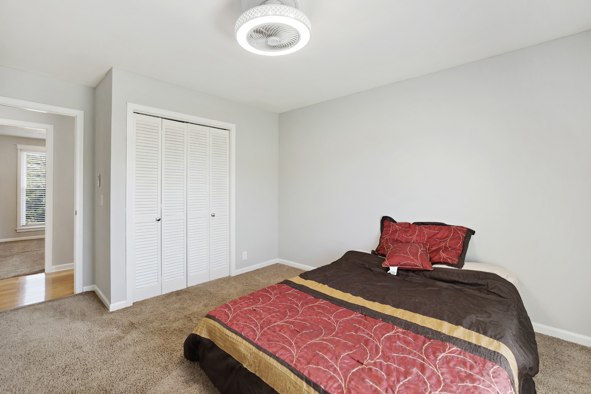 309 Highland Heights Dr