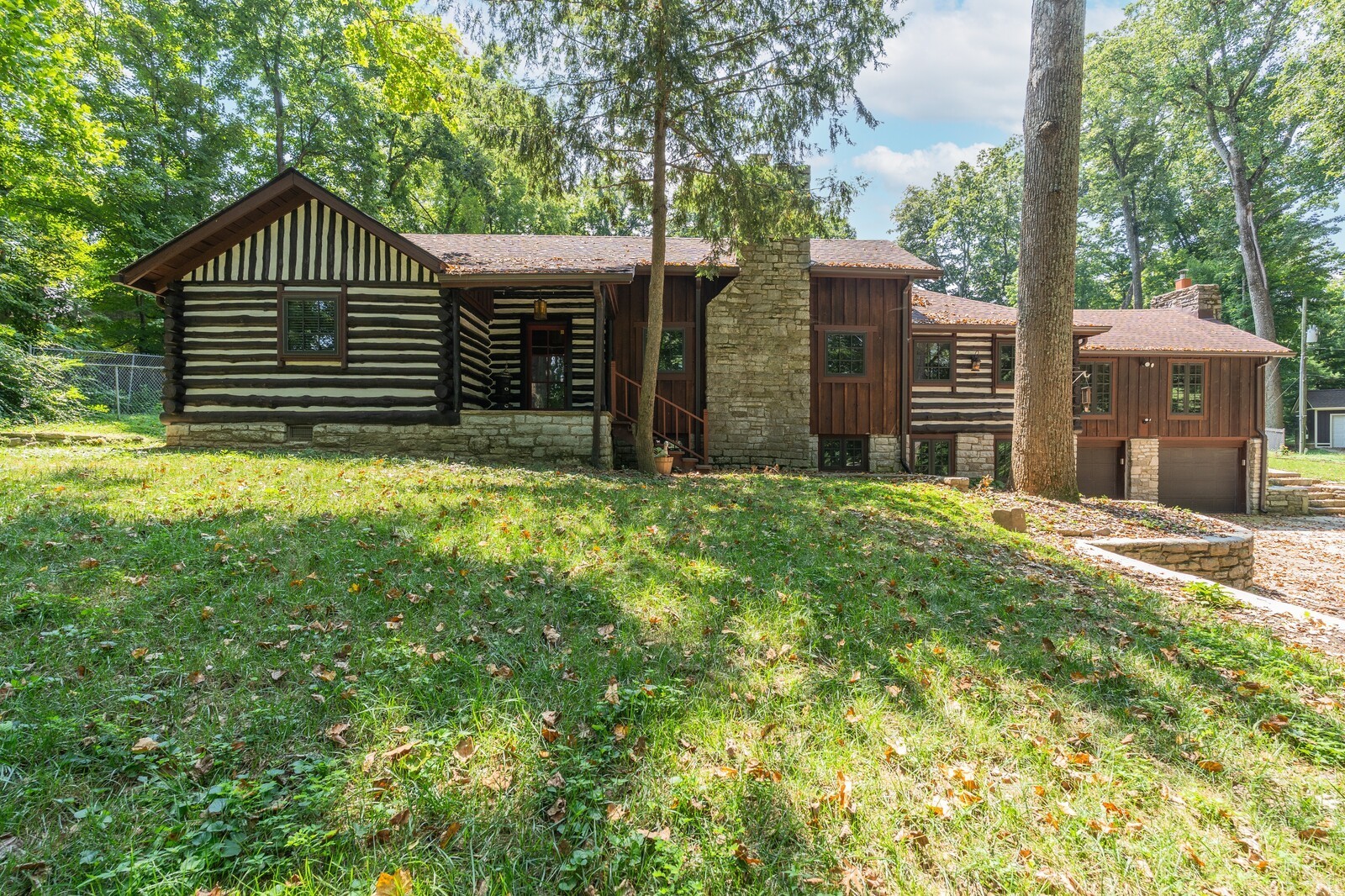 711 Hill Rd